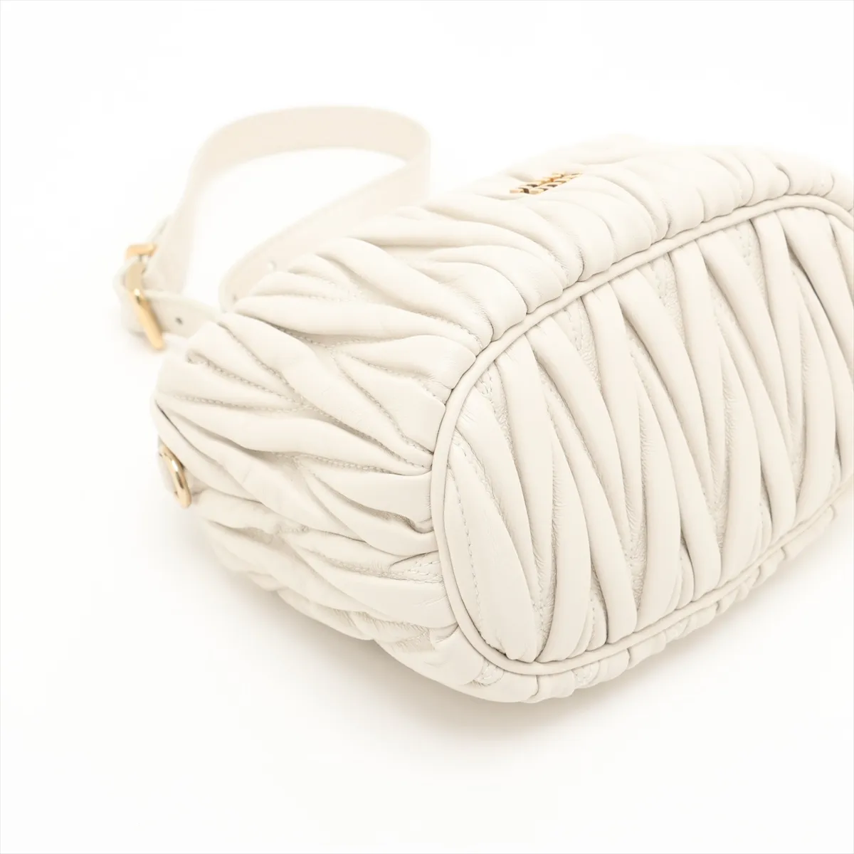 Matelasse Leather Shoulder Bag White 5NE026 — view 4