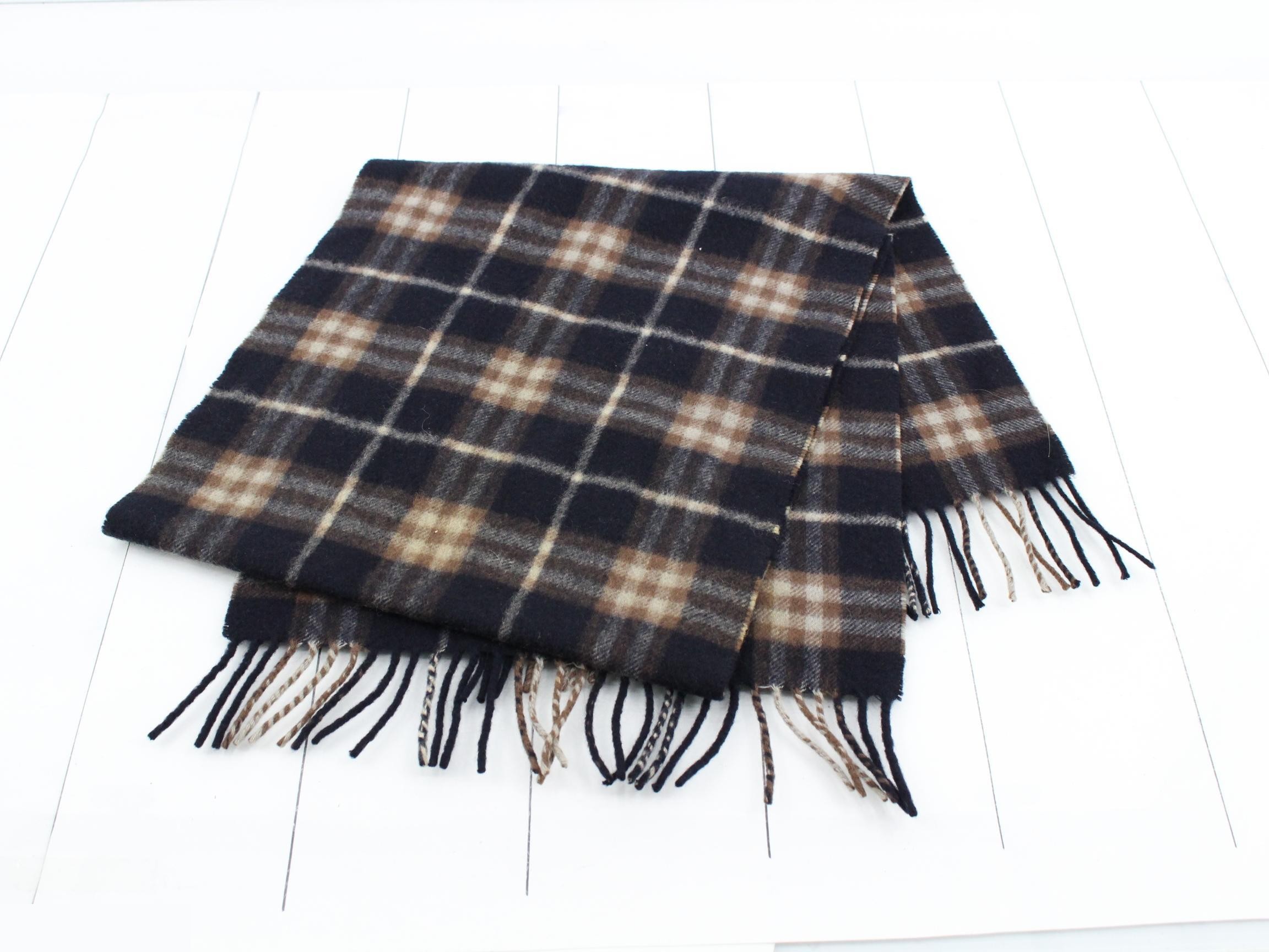 Cashmere scarf — view 3