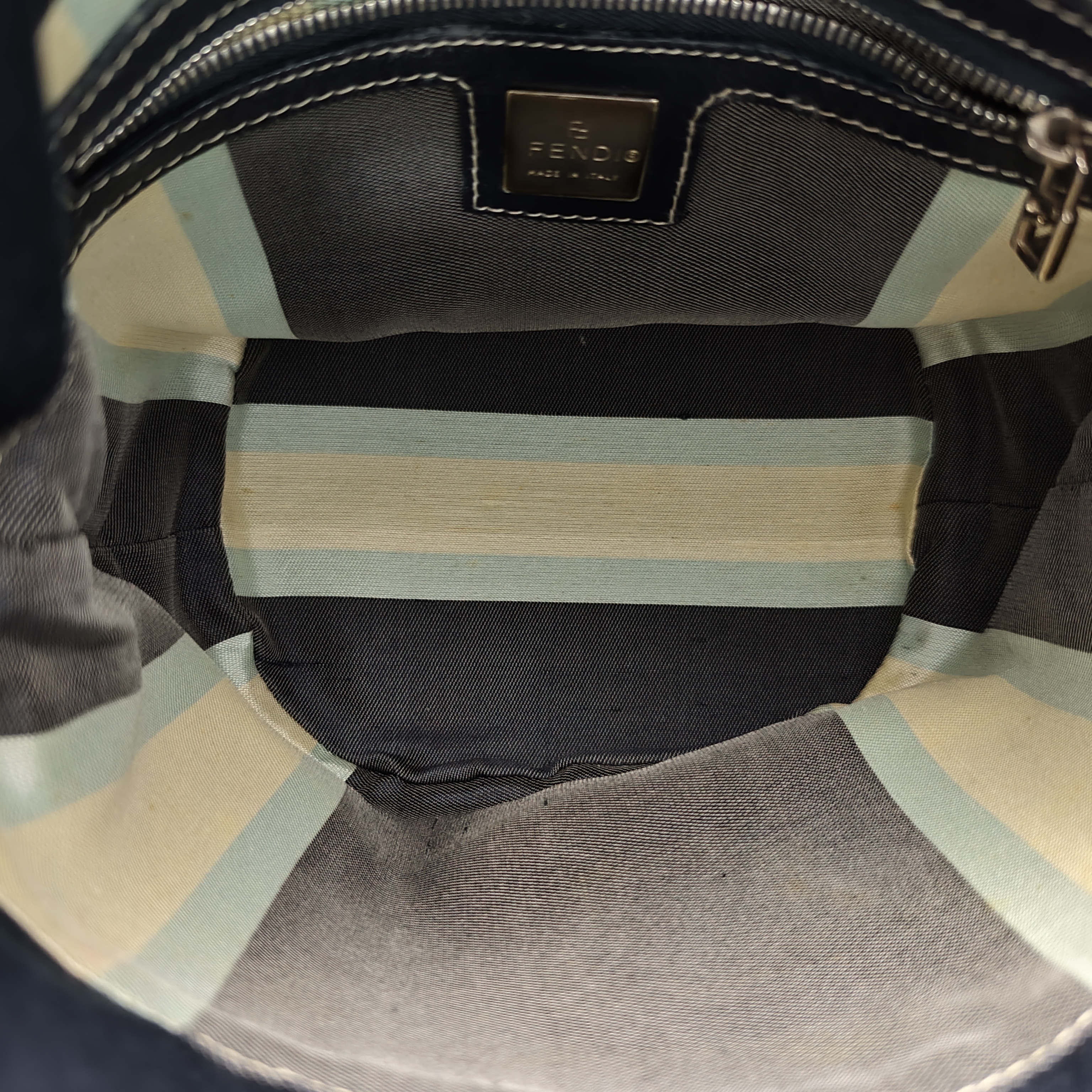 【*Shipped from: China*】FENDI Zucca Denim Handbag — view 7