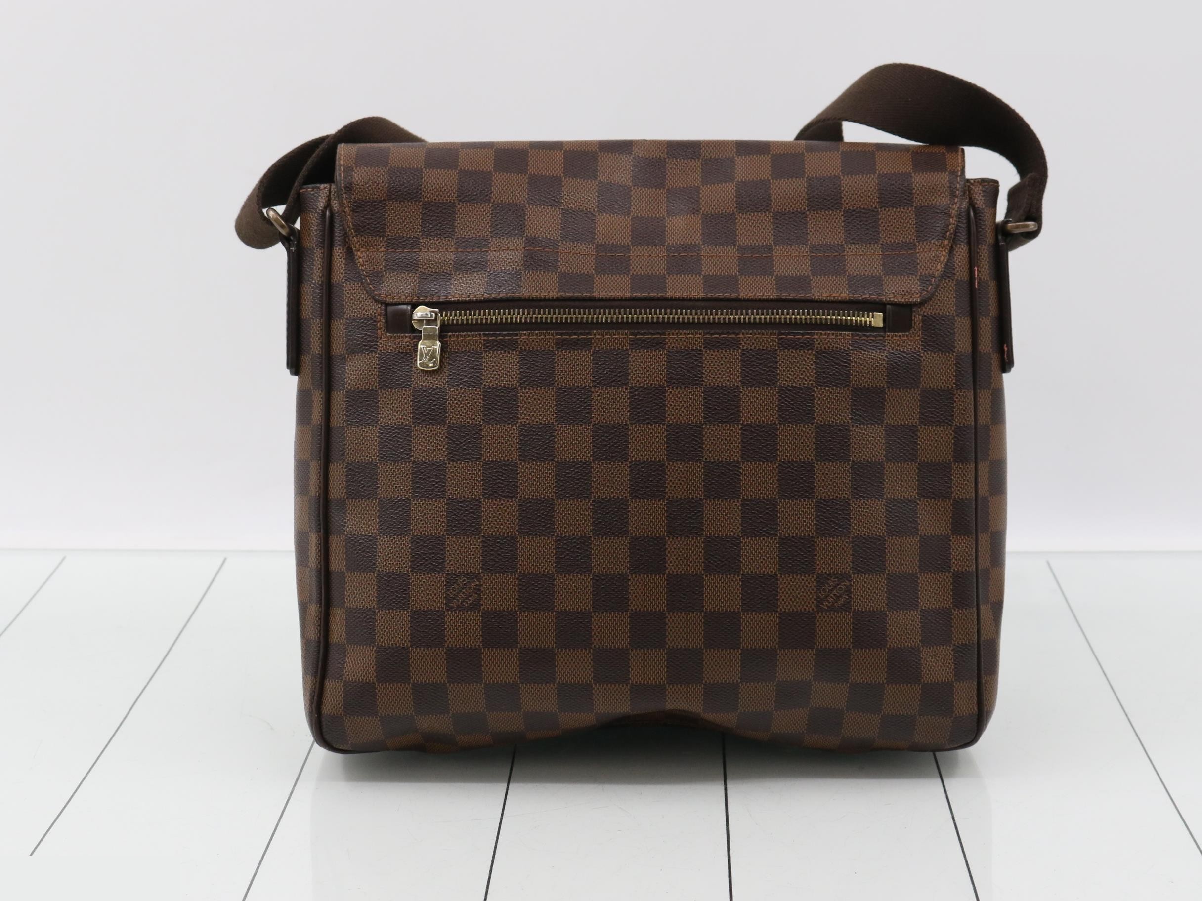 District MM Damier Shoulder Bag — view 2