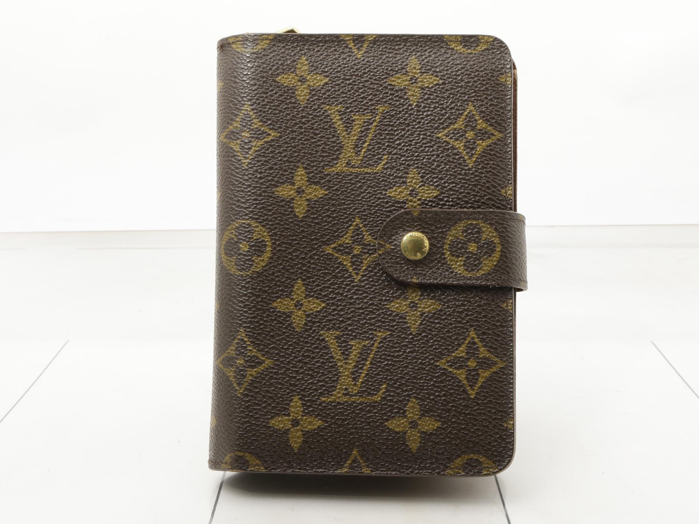 Monogram Portefeuille Papier Zip Bi-fold Wallet