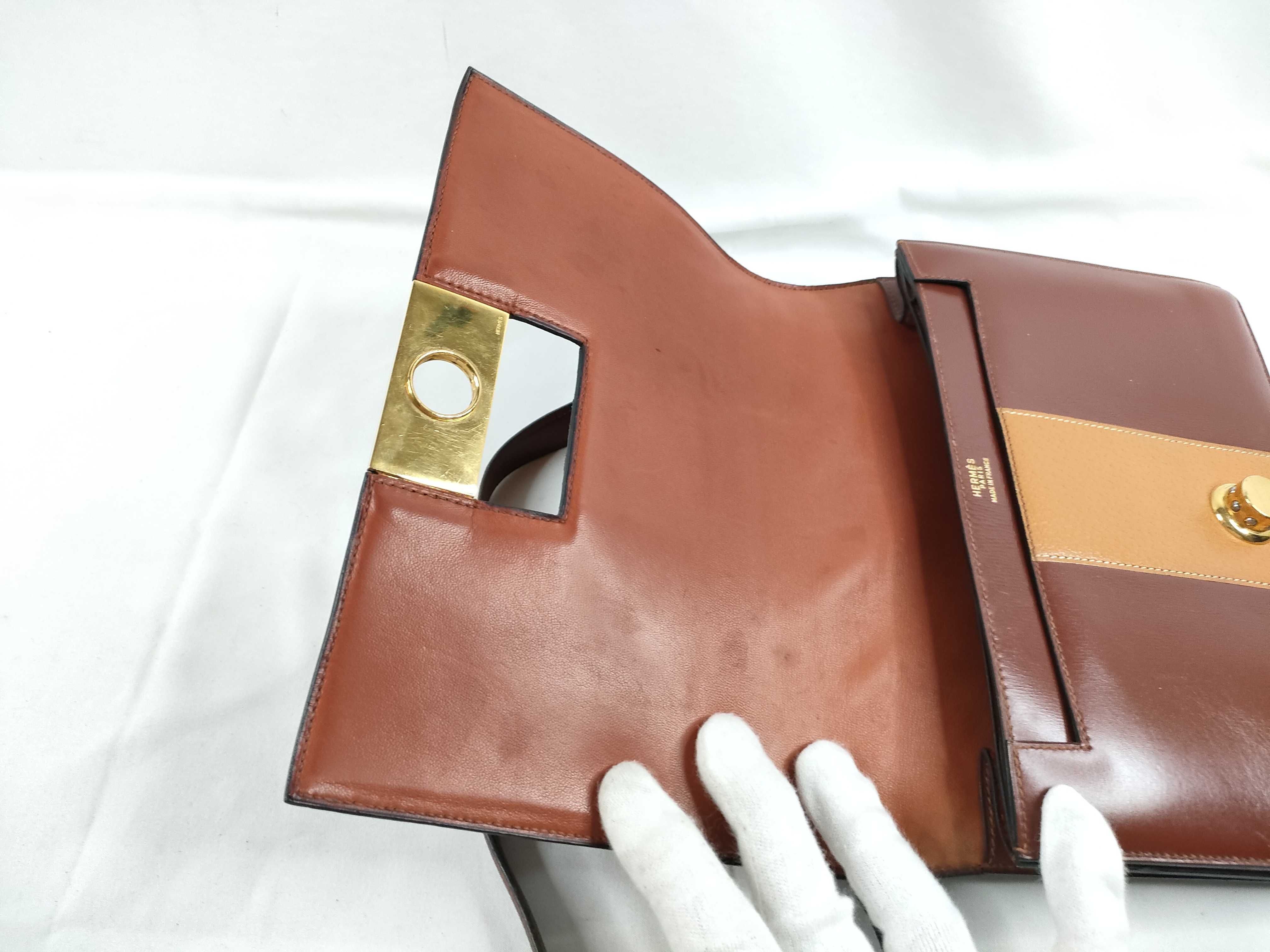 Vintage Shoulder Bag, B Stamp, Brown — view 9