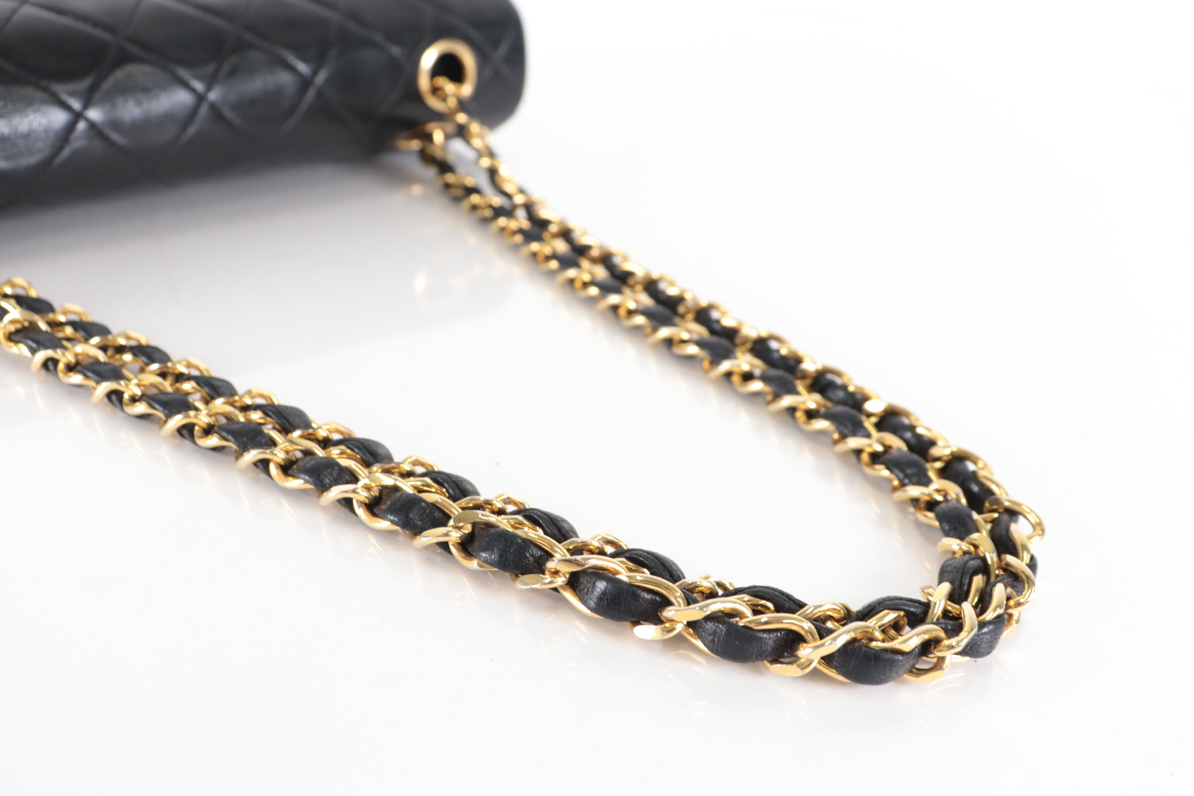 W-flap 23 Lambskin Chain Shoulder Bag (Serial No. 2) — view 10