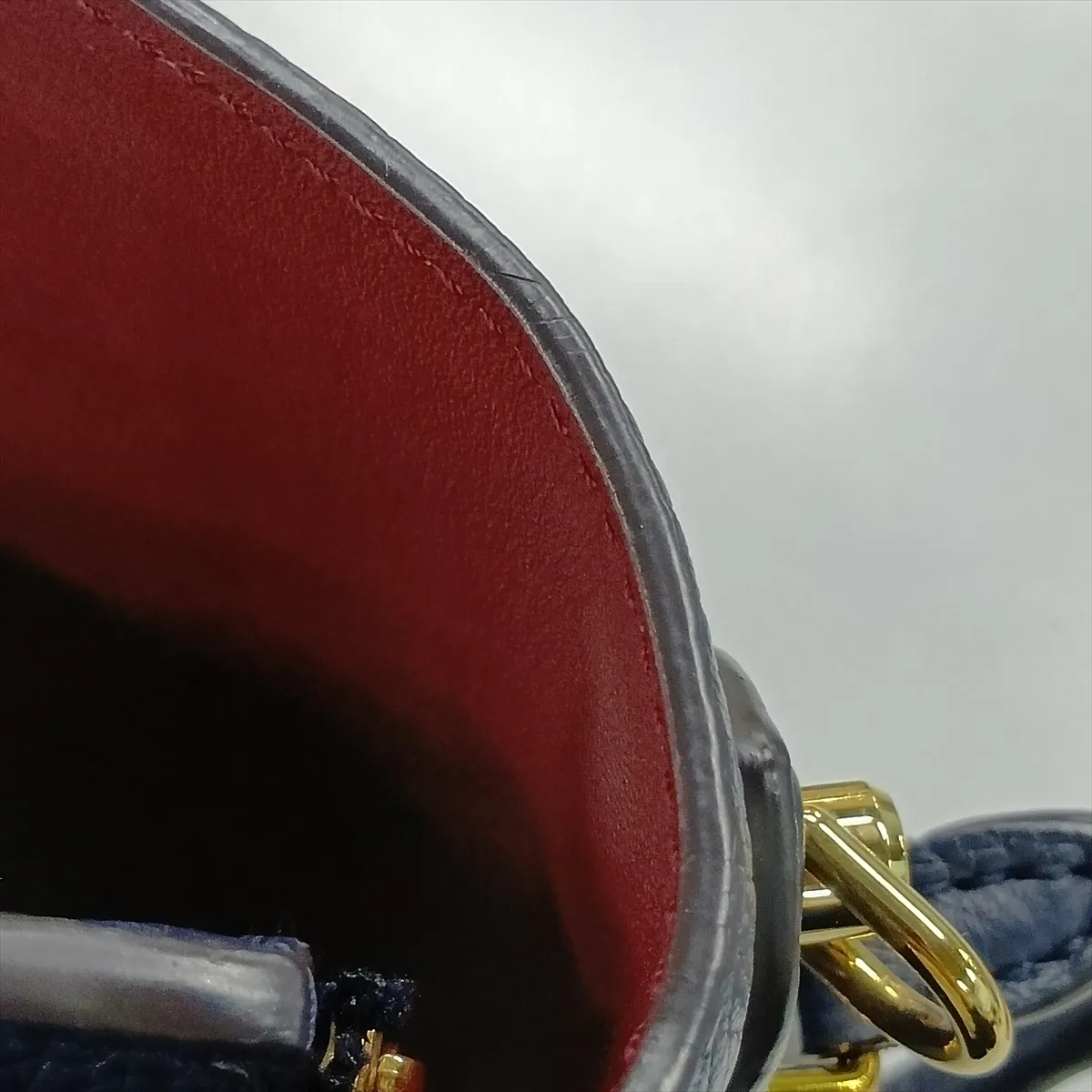 LV Logo Twist One Handle PM - Serial Number Unknown, Navy — view 14