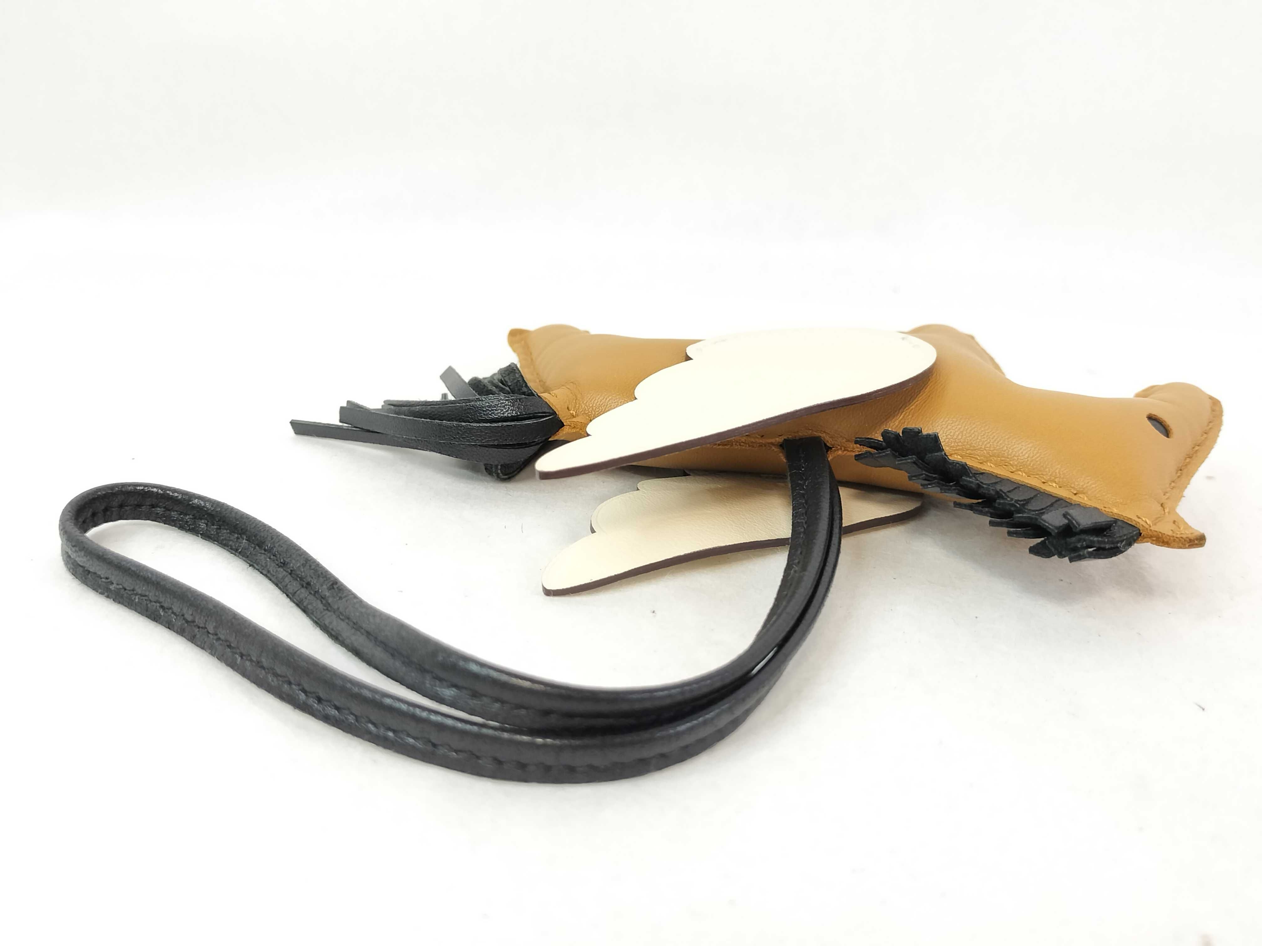 Pegasus Charm Key Case/Keychain — view 8