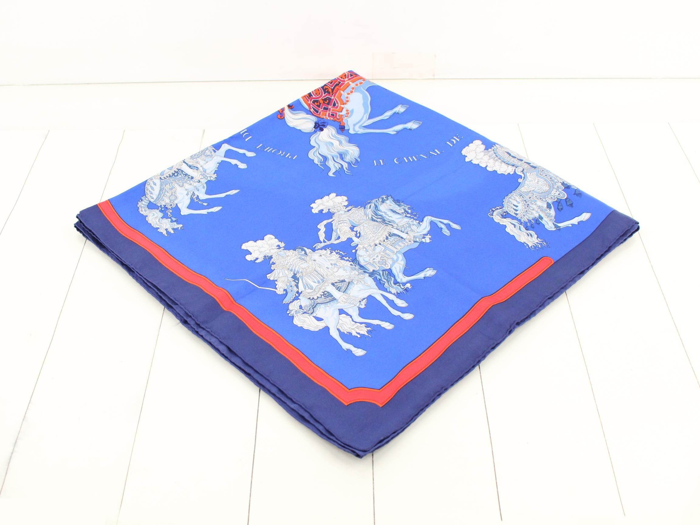 Carre 90 CARROUSEL Scarf — view 2