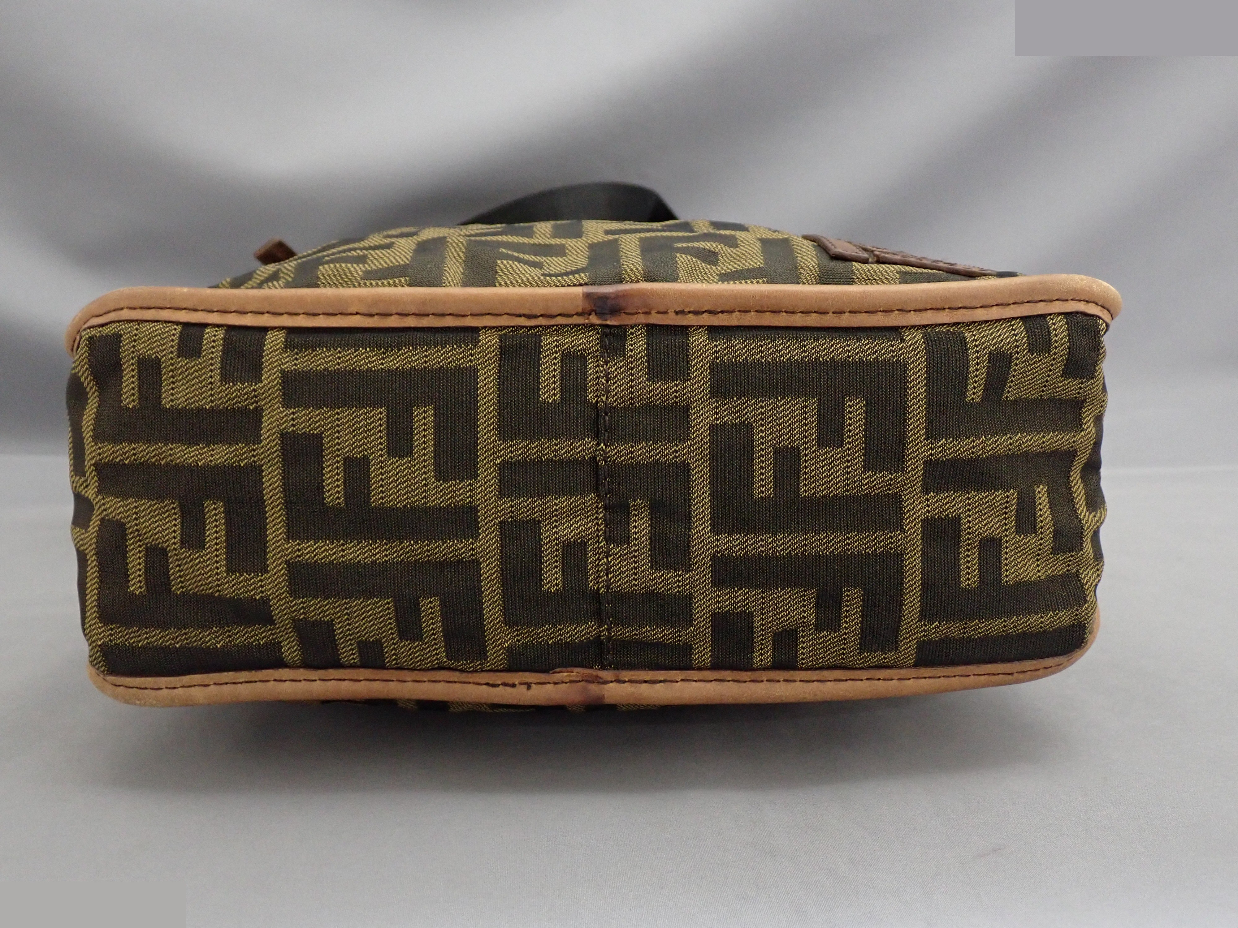 Zucca (bag) - Shoulder bag — view 5
