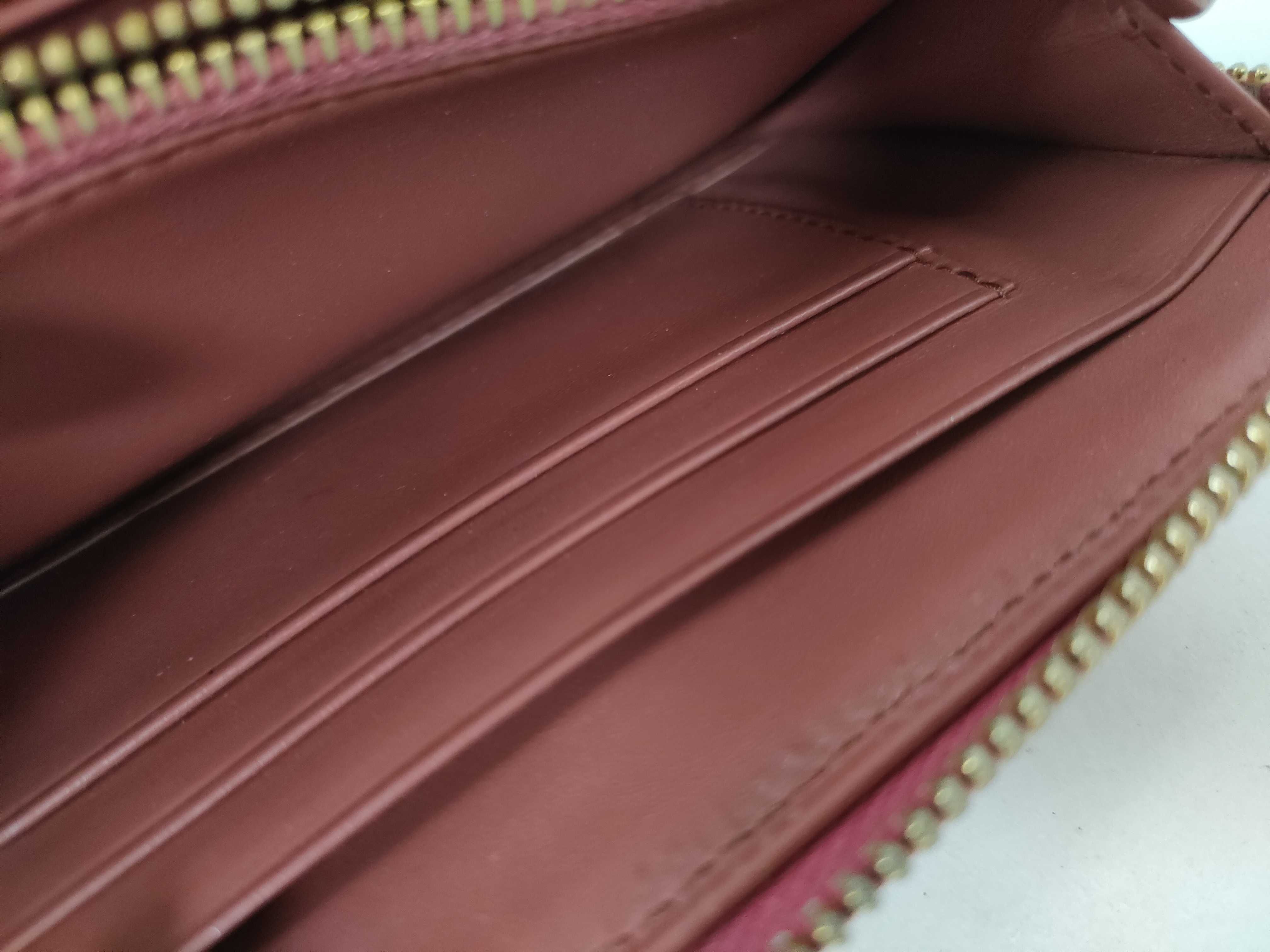 wallet — view 12
