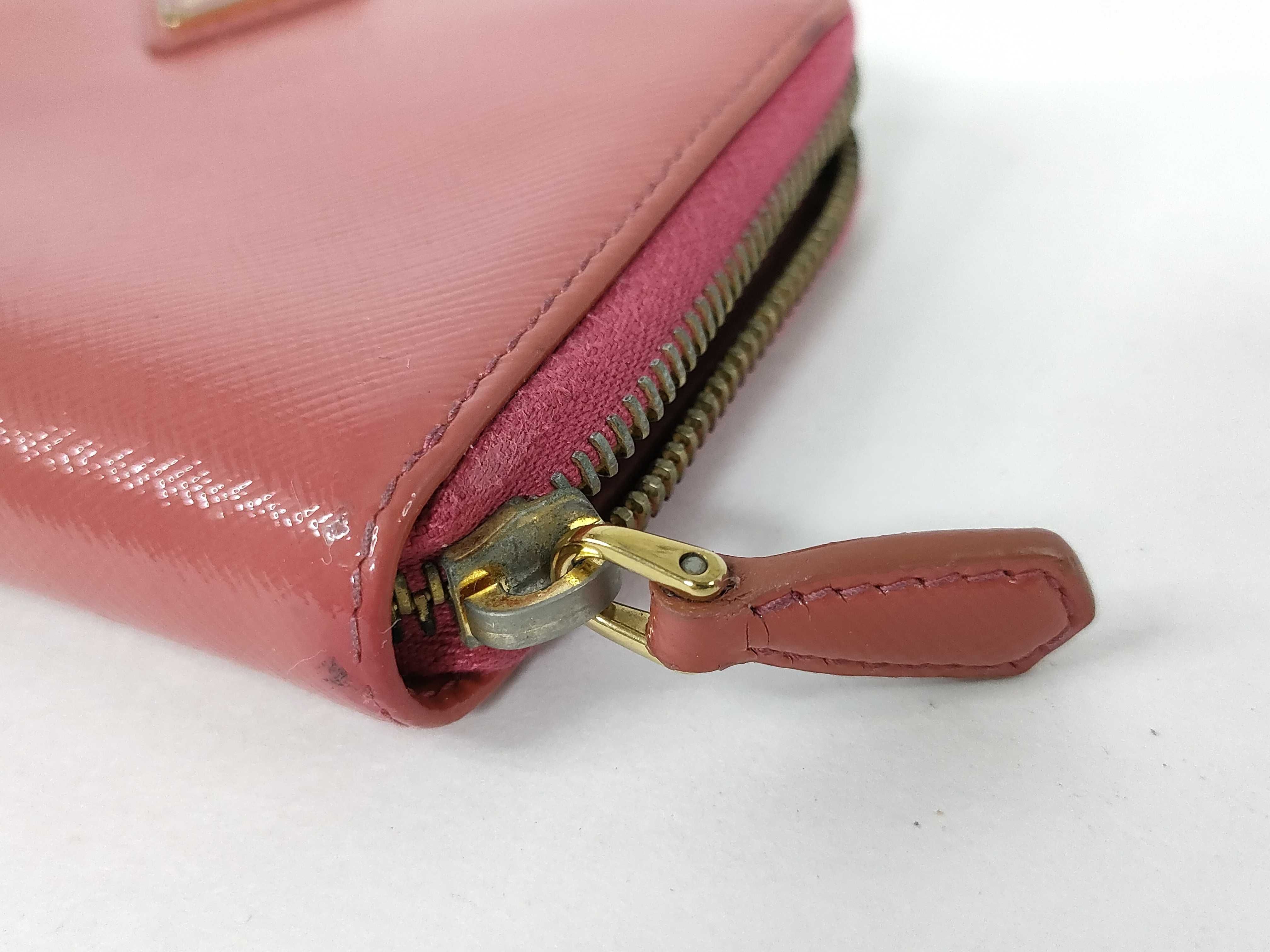 wallet — view 13