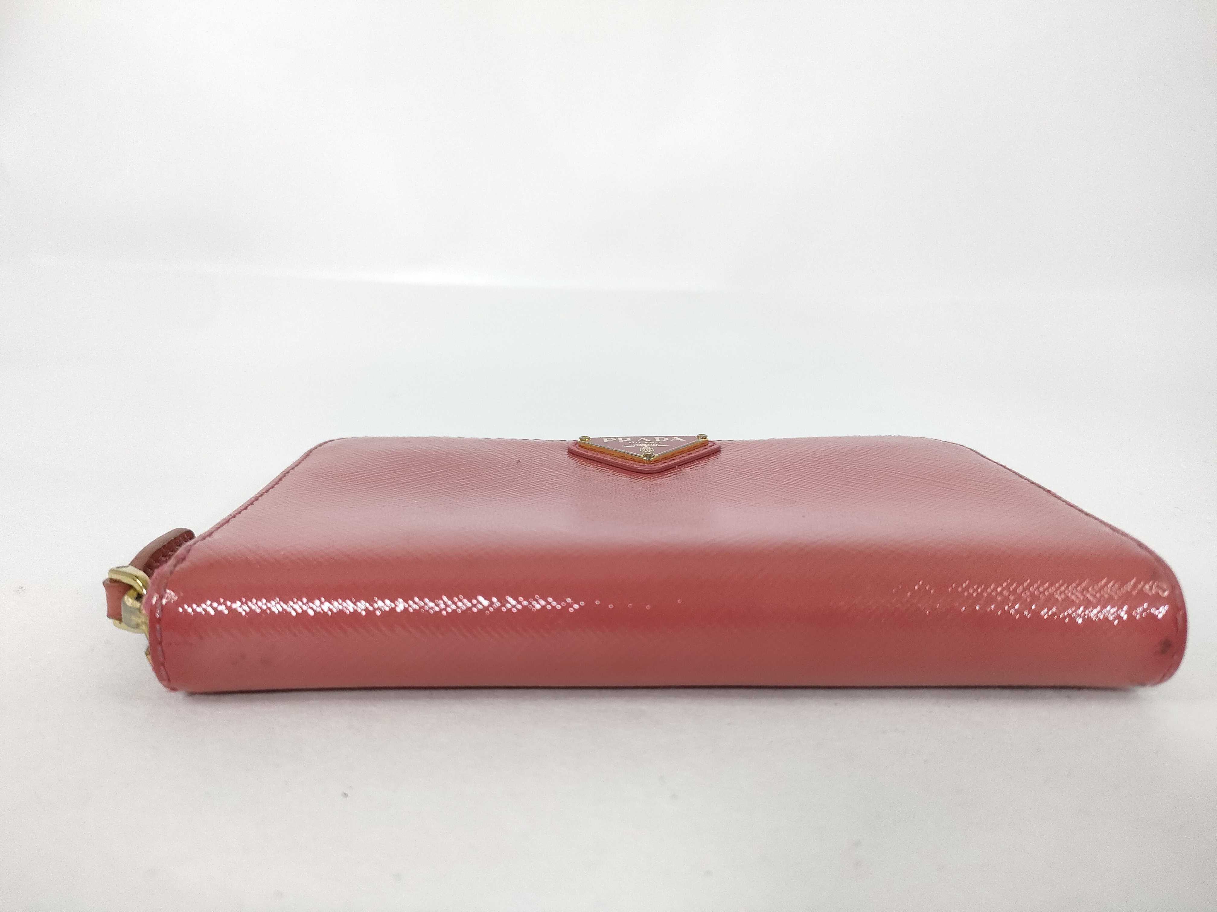 wallet — view 6