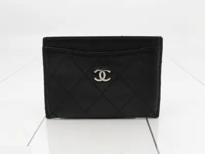 Classic Black