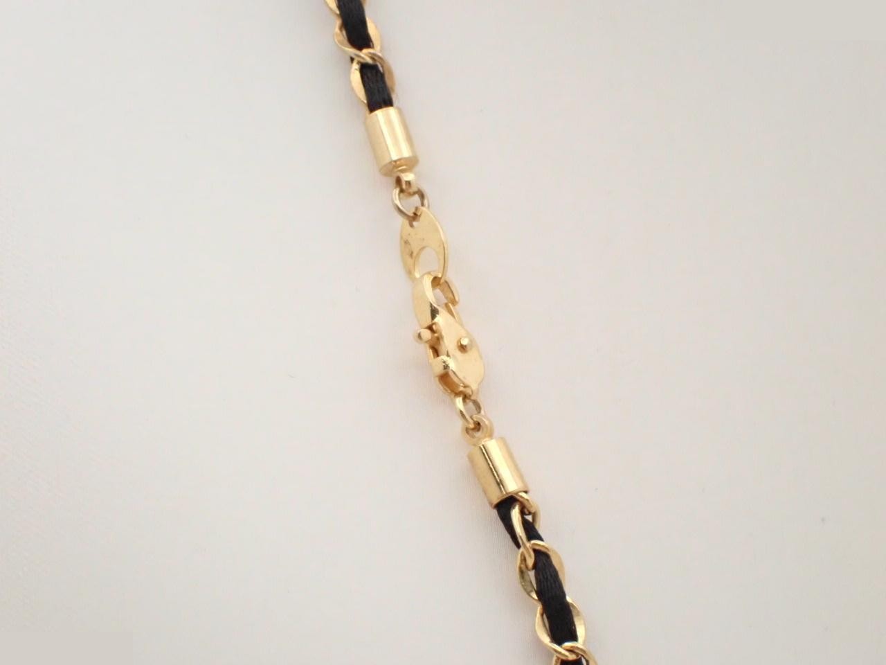 Perfume, ribbon, chain (approx. 70cm) — view 2