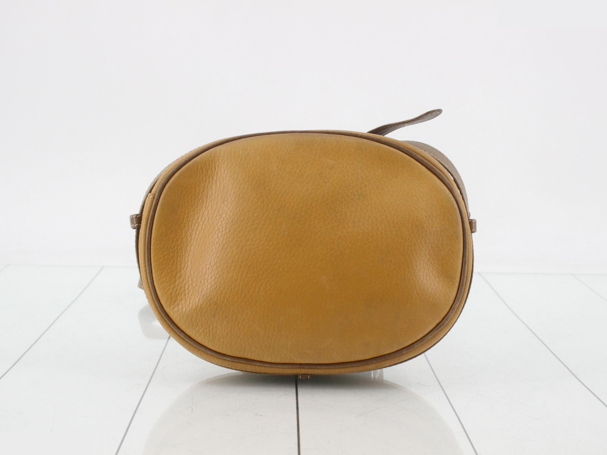 Shoulder bag — view 2