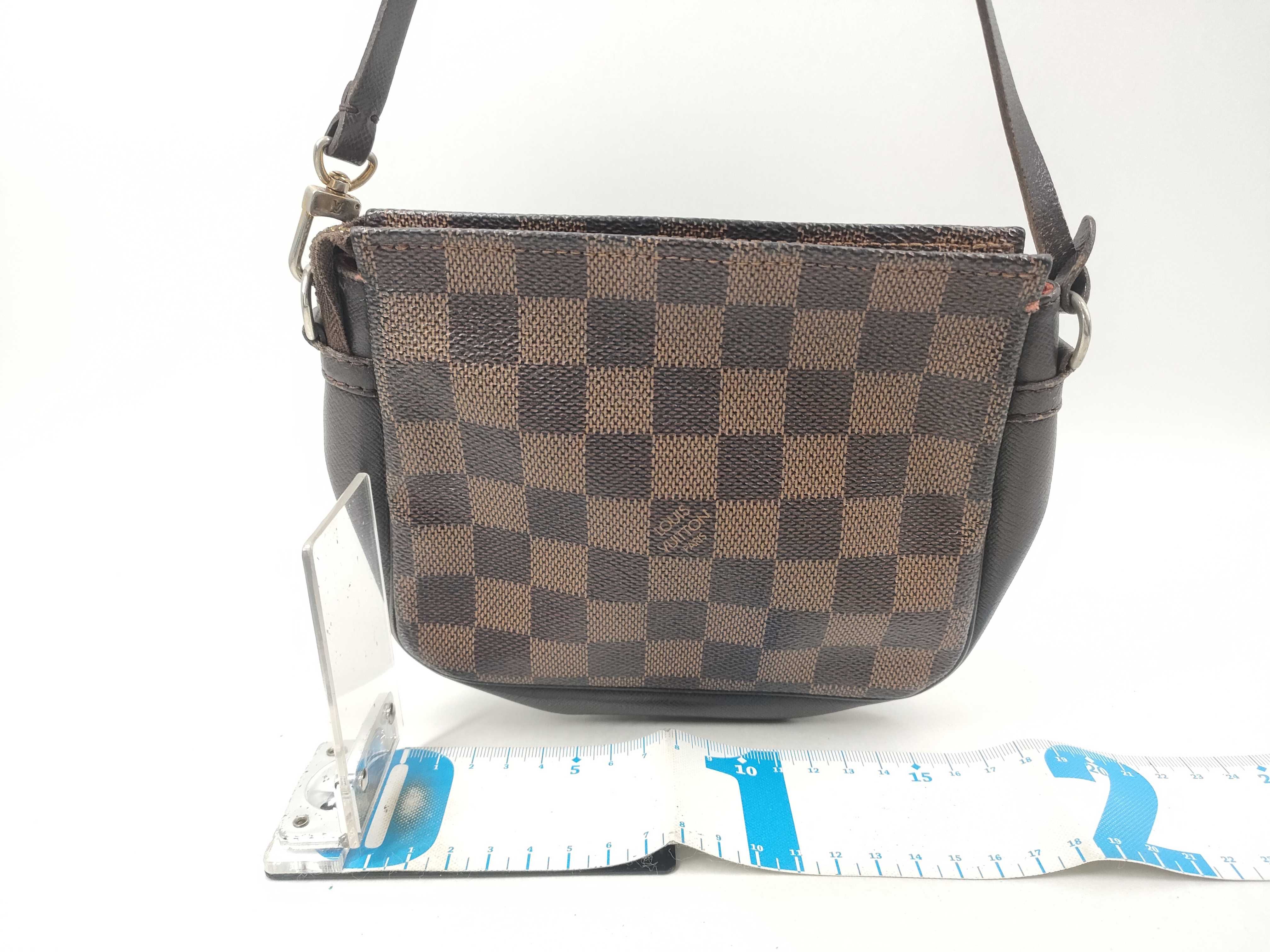 Damier Trouse Makeup Pouch N51982 (Slightly worn, but not visible) — view 2
