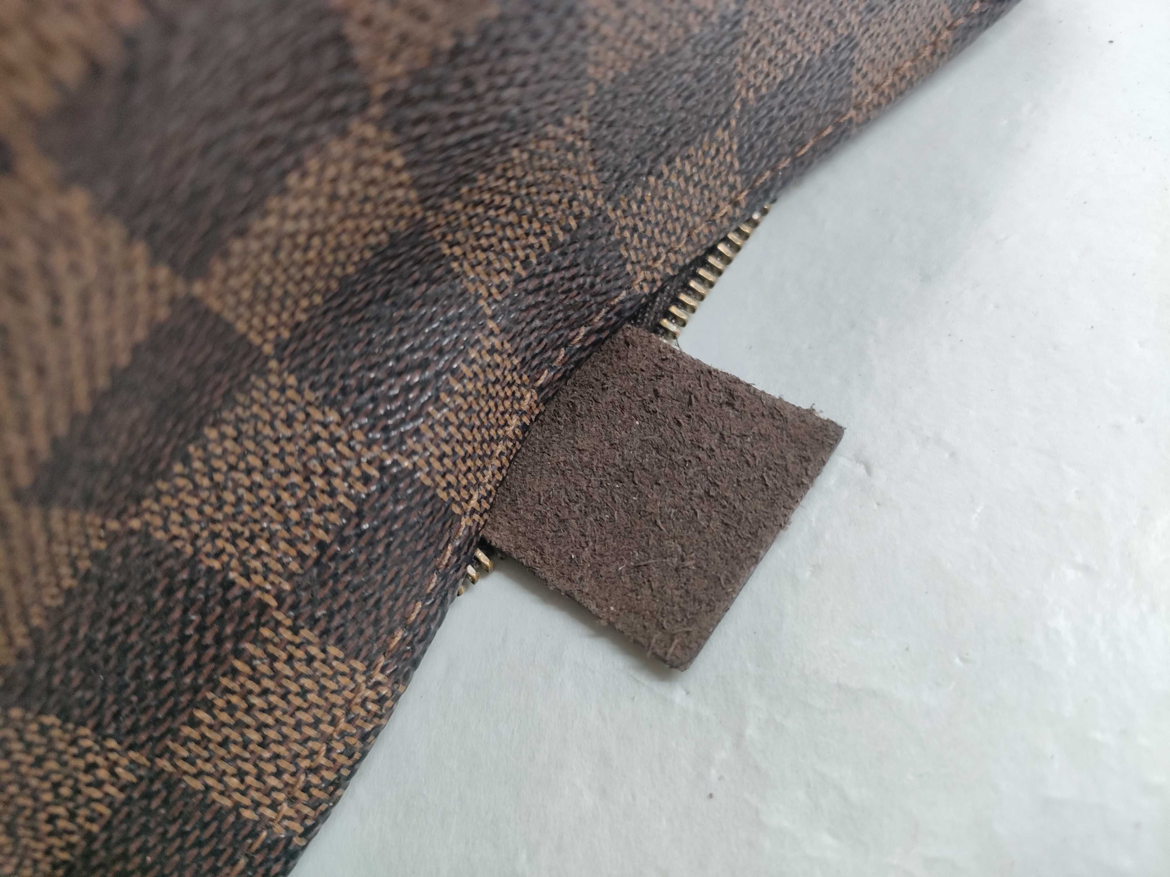 Damier Trouse Makeup Pouch N51982 (Slightly worn, but not visible) — view 14
