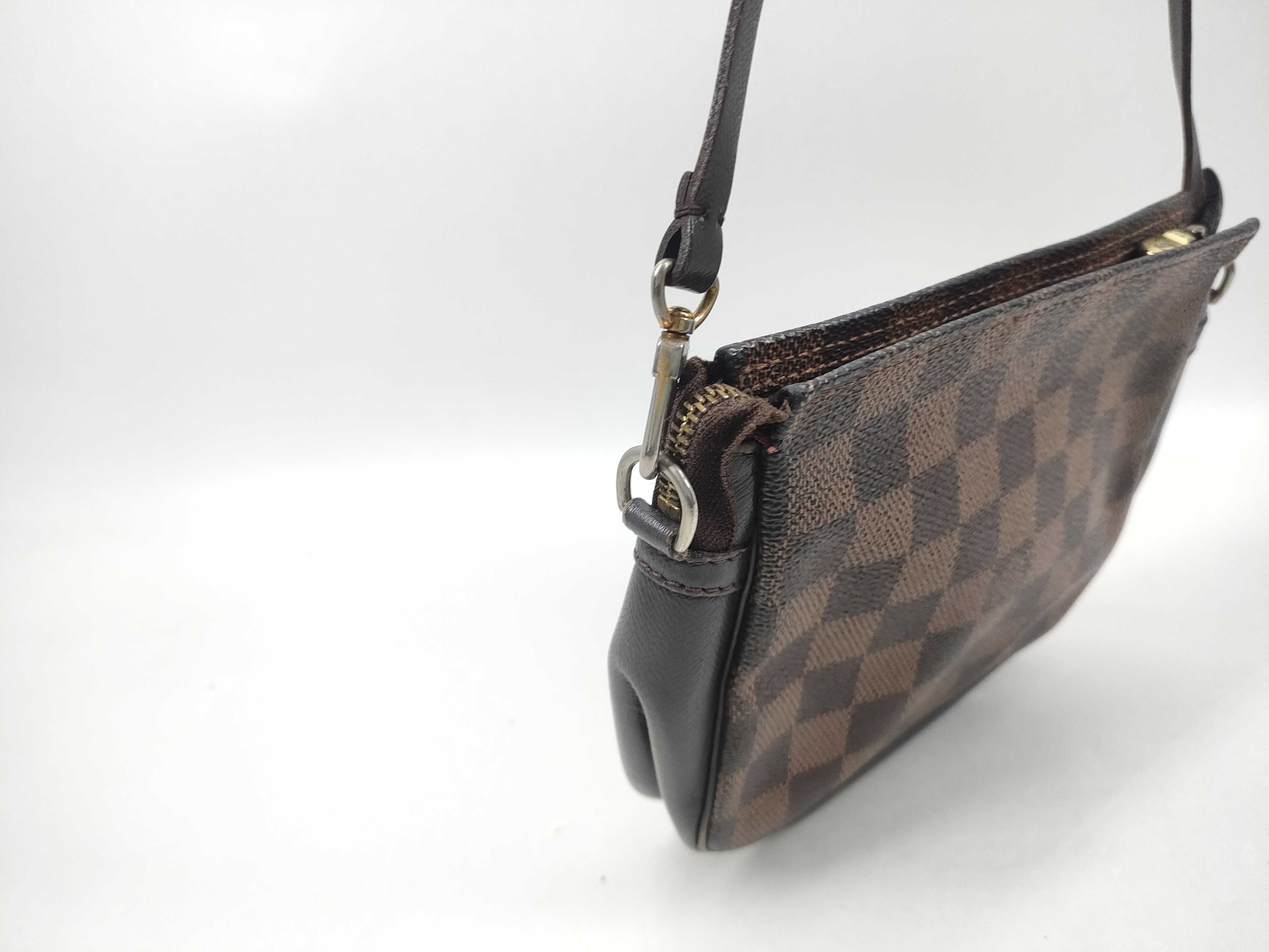 Damier Trouse Makeup Pouch N51982 (Slightly worn, but not visible) — view 3