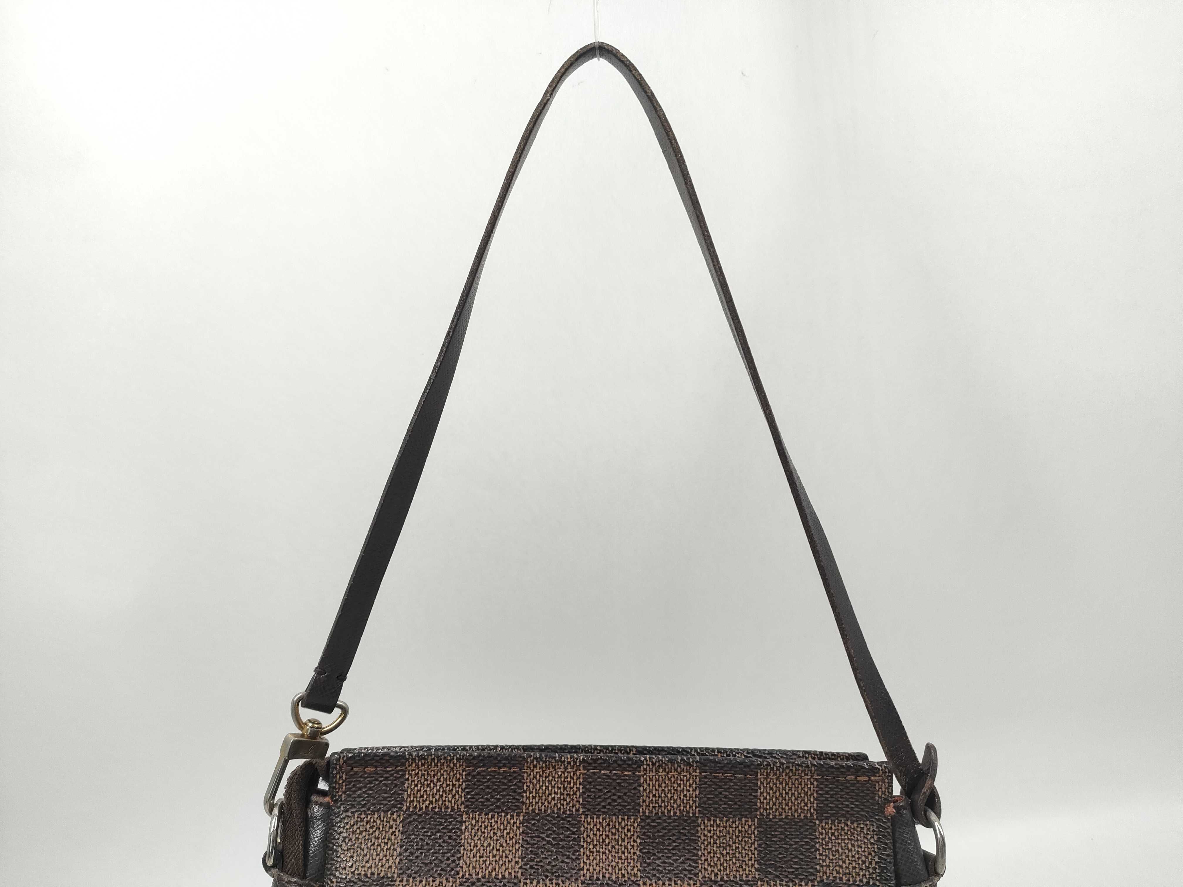 Damier Trouse Makeup Pouch N51982 (Slightly worn, but not visible) — view 4