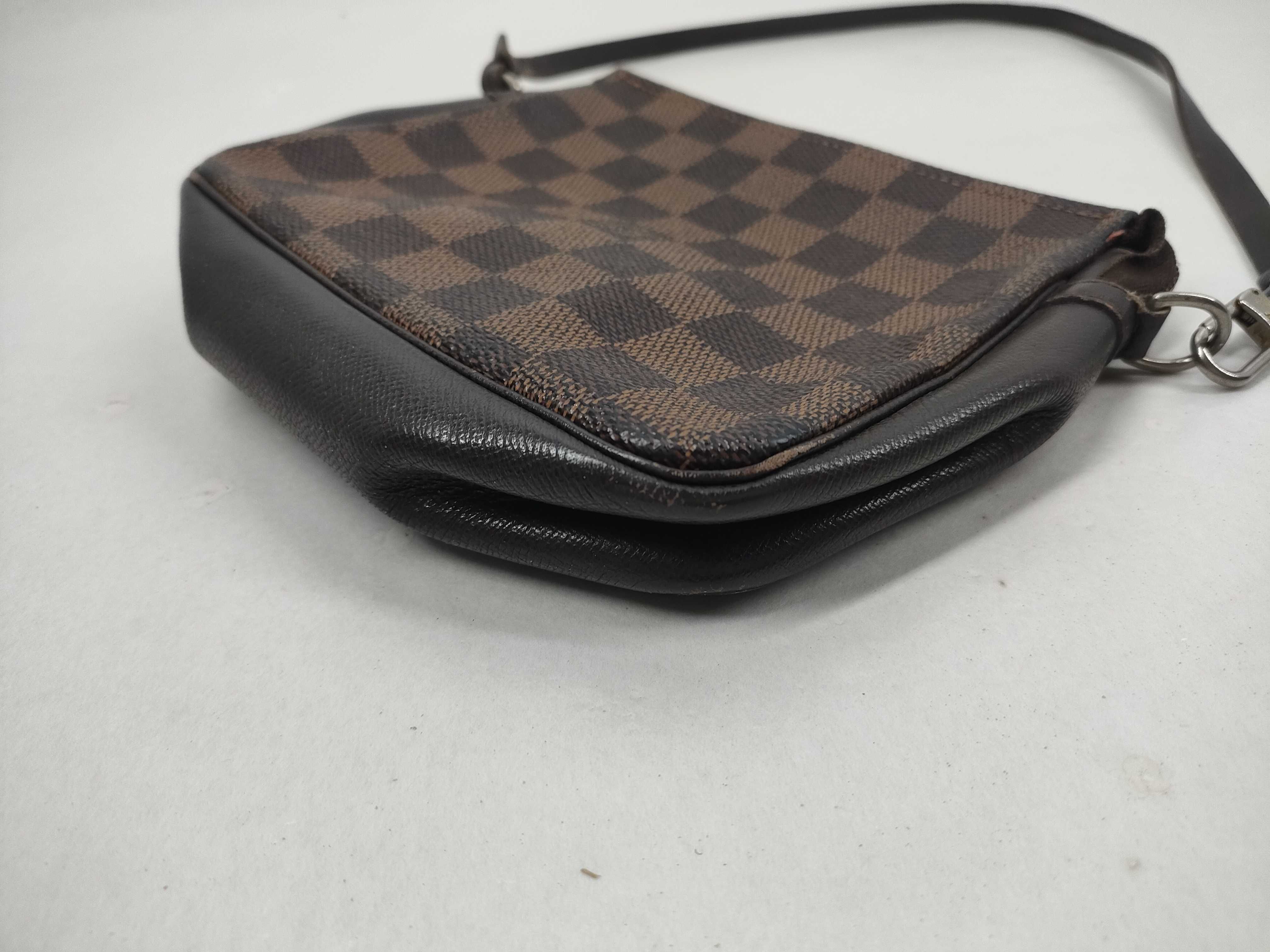 Damier Trouse Makeup Pouch N51982 (Slightly worn, but not visible) — view 8