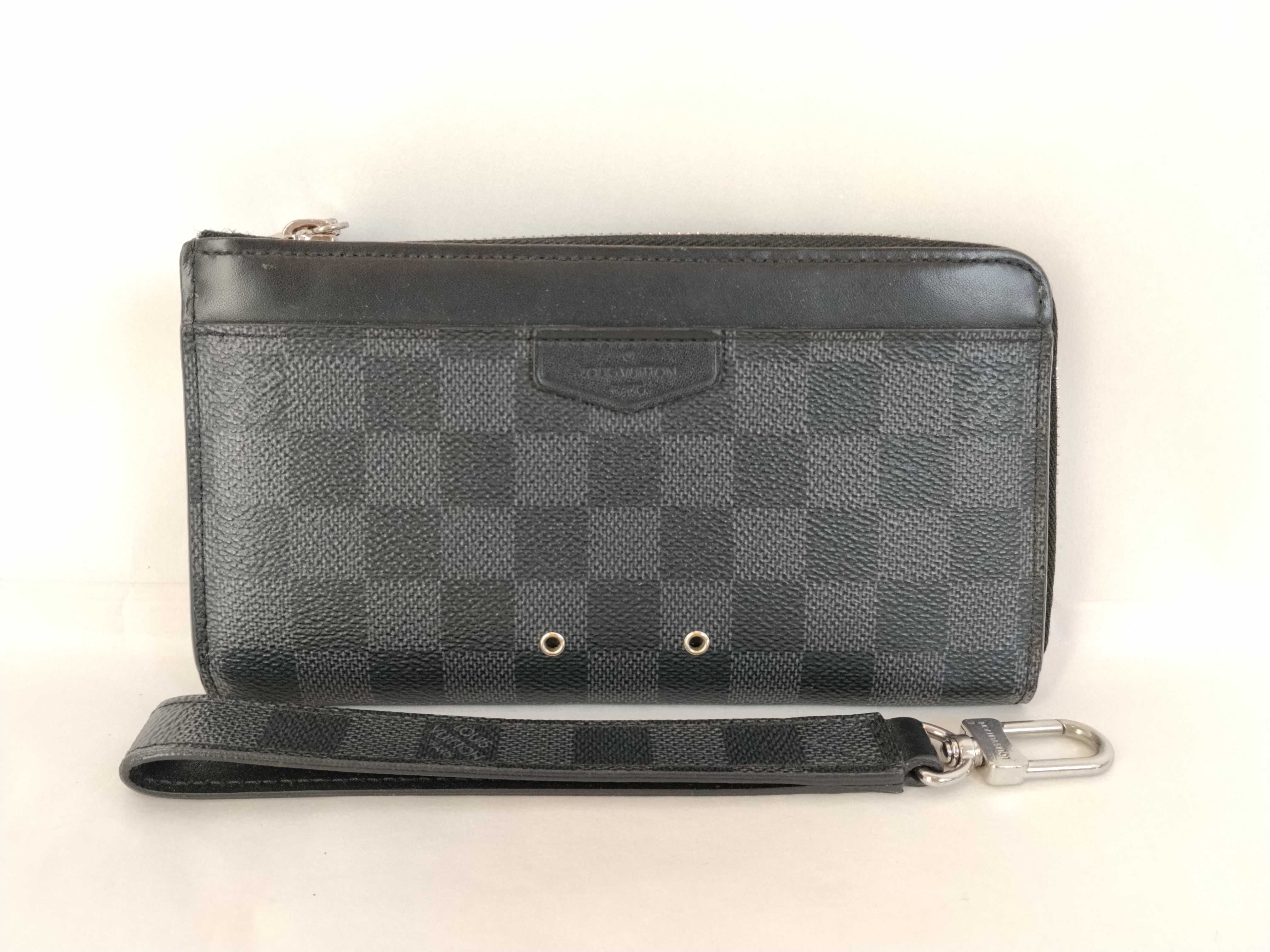 Damier Graphite Pattern Bifold Wallet