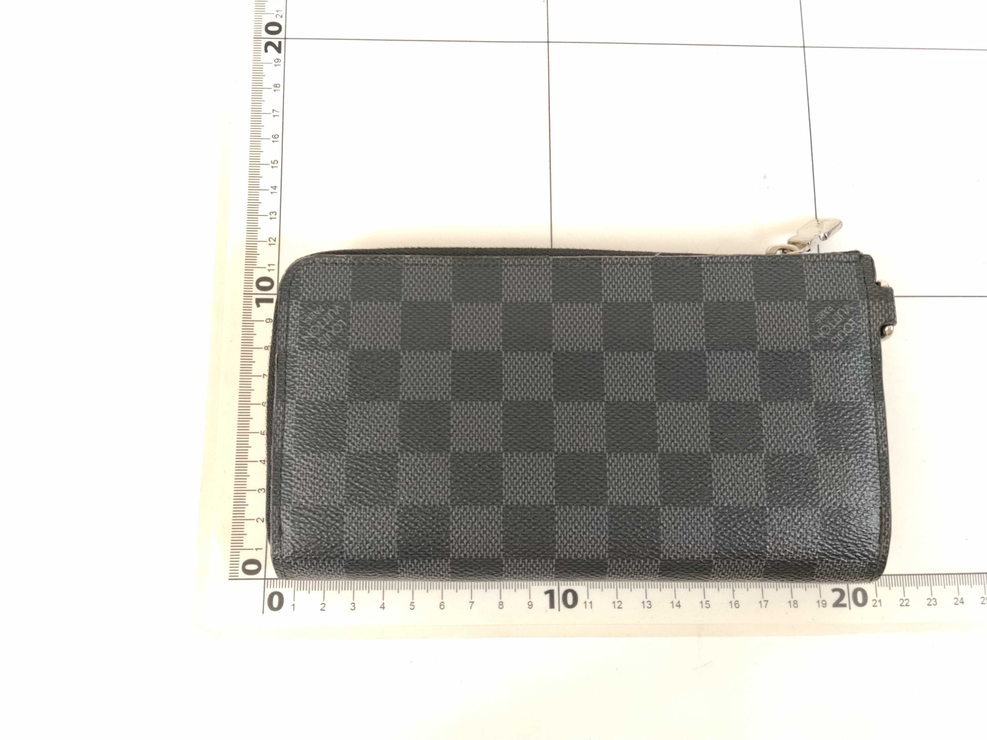 Damier Graphite Pattern Bifold Wallet — view 2