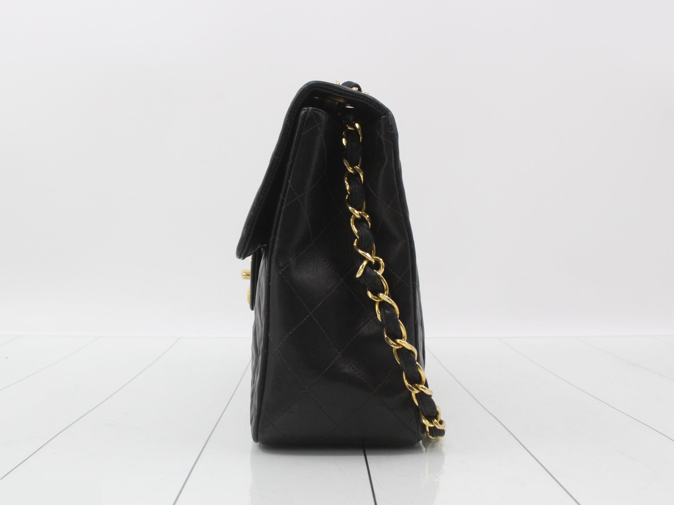 Matelassé (bag) - Shoulder bag — view 3