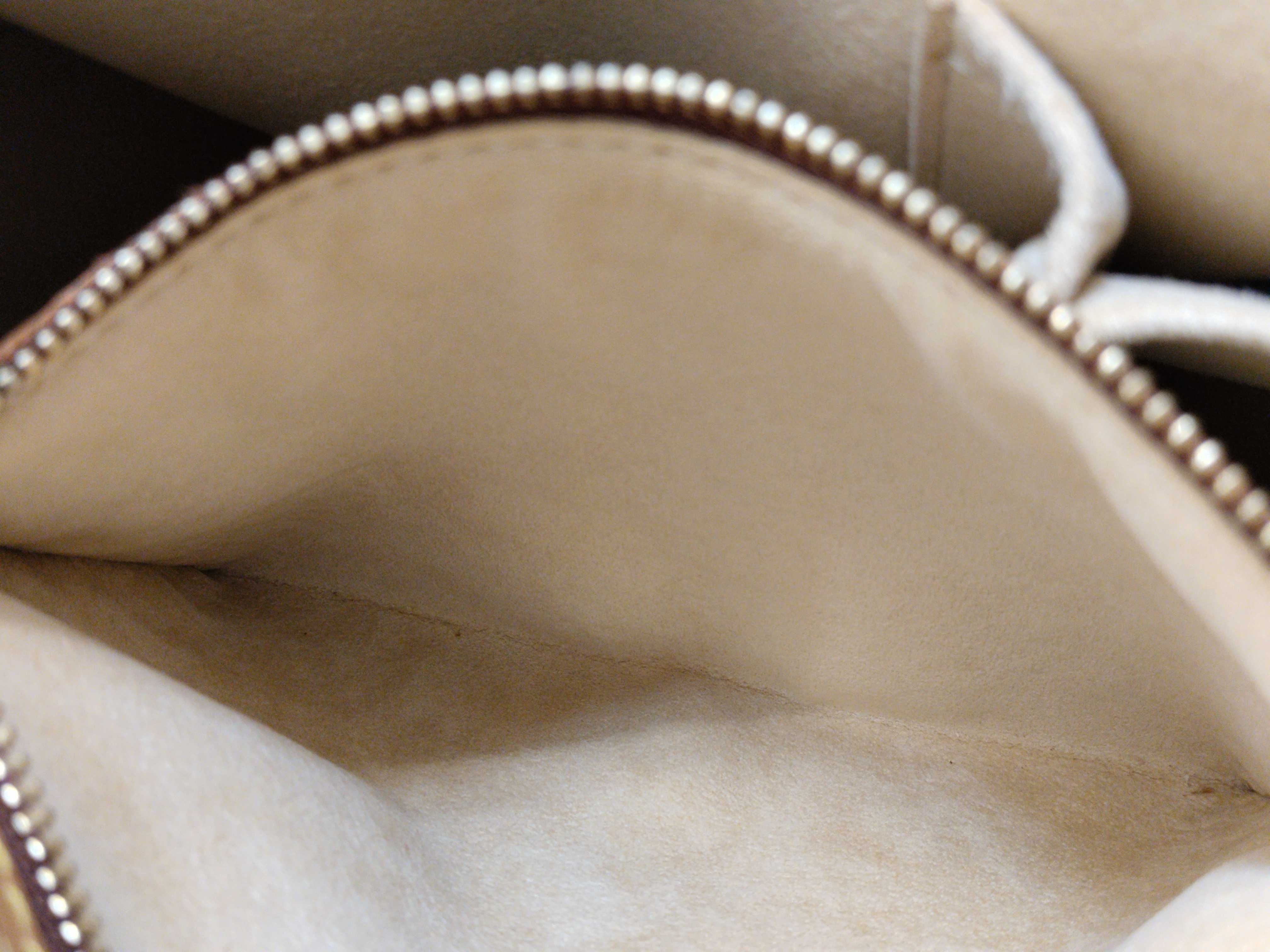 Monogram Looping MM M51146 Shoulder Bag — view 13