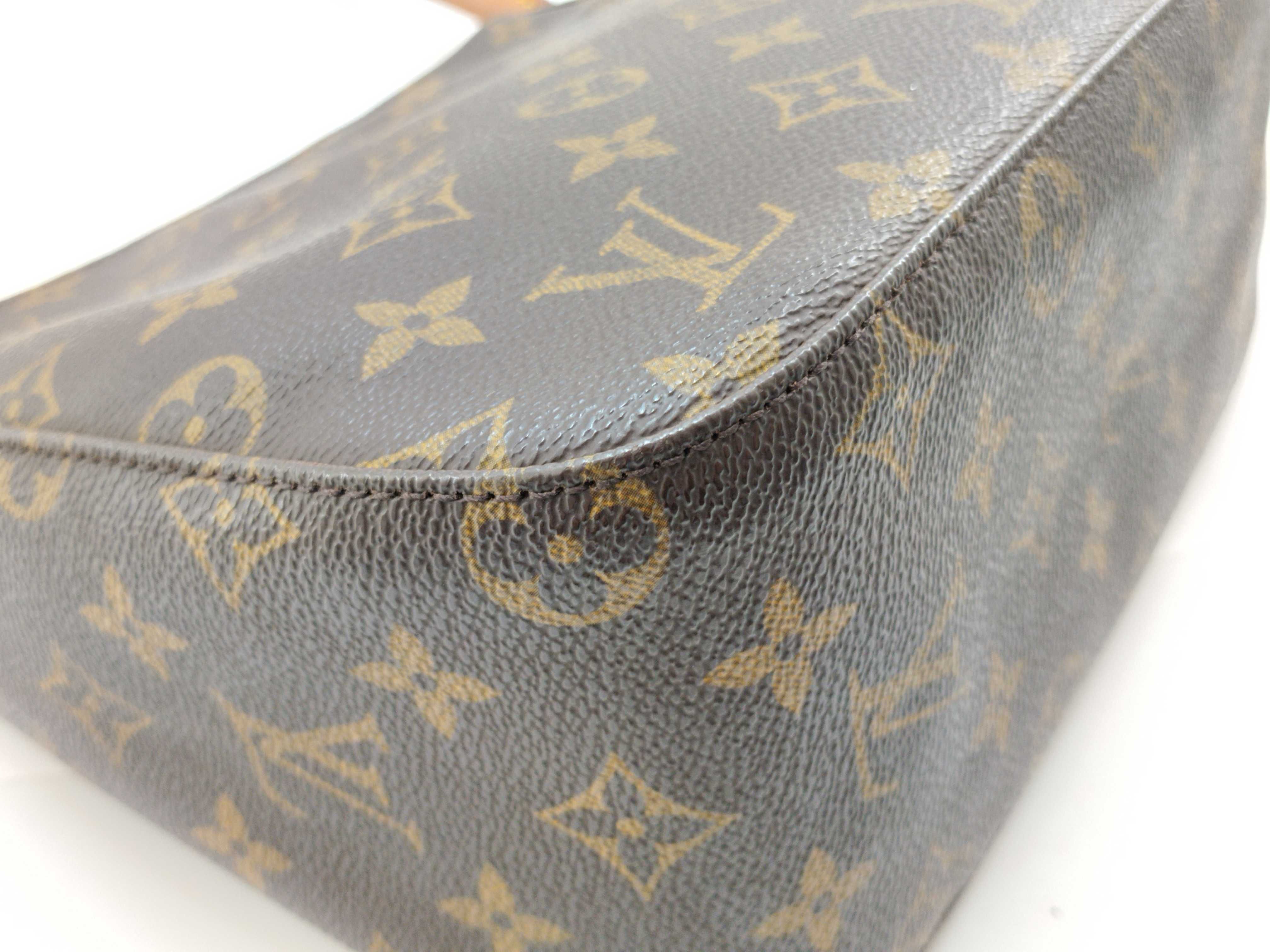Monogram Looping MM M51146 Shoulder Bag — view 4