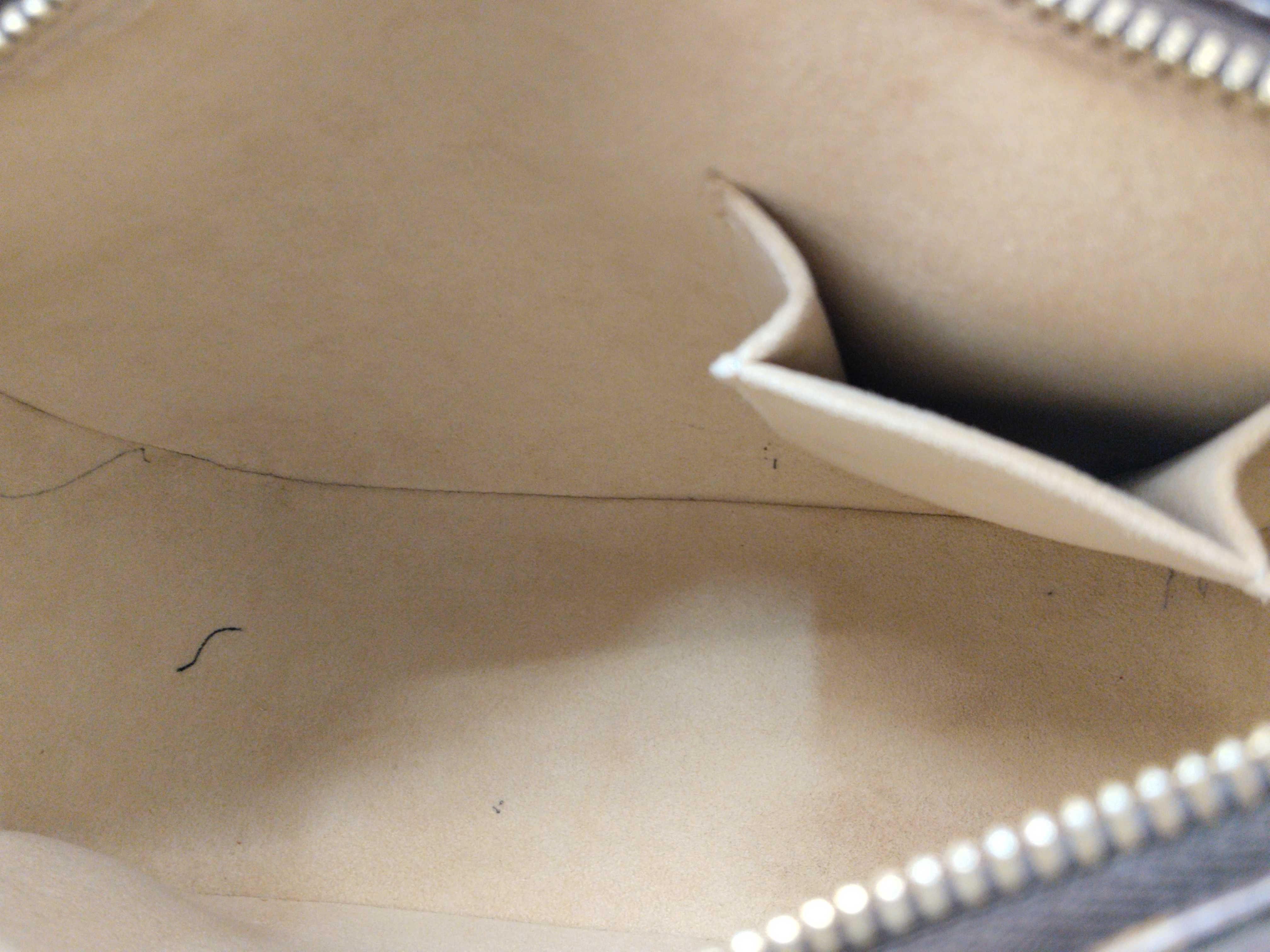 Monogram Looping MM M51146 Shoulder Bag — view 10