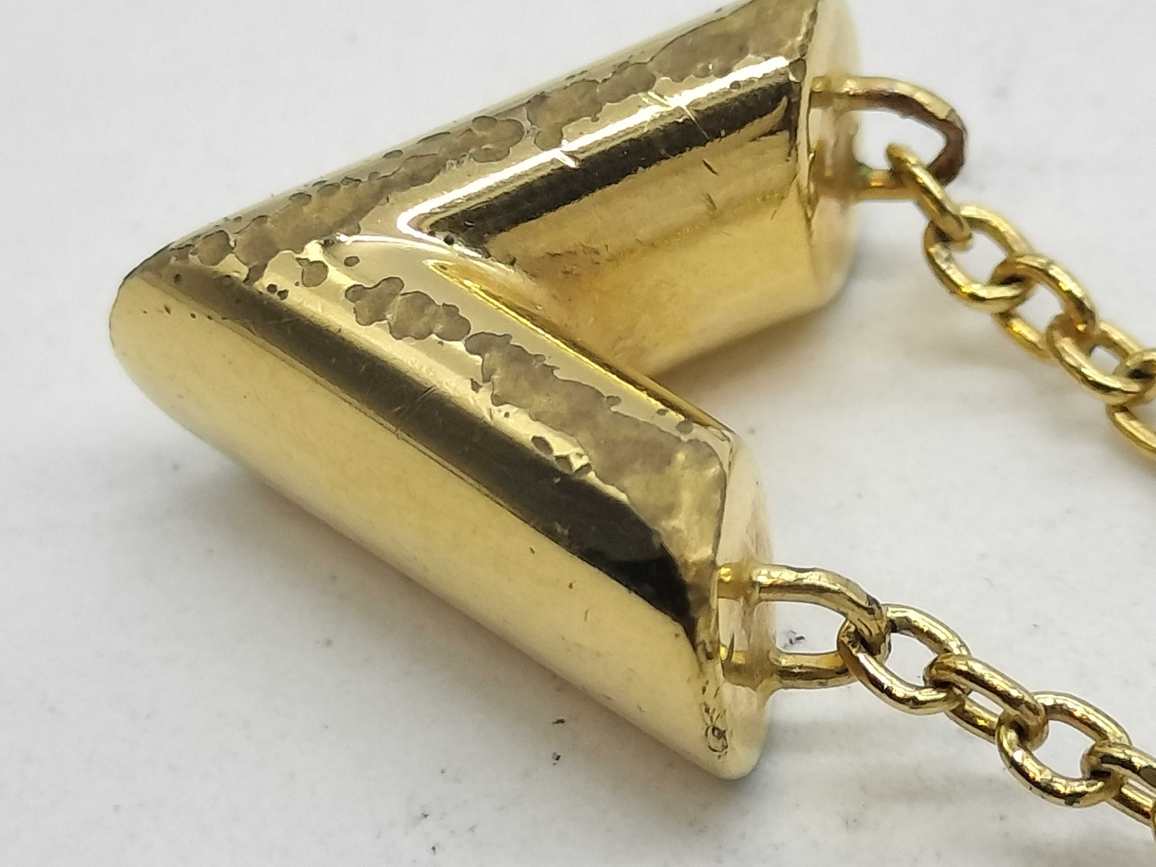 Essential V Necklace — view 10