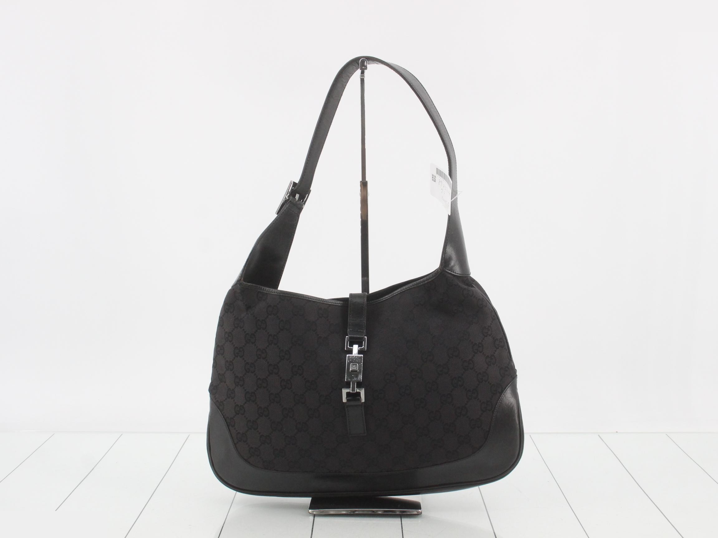 GG Canvas Jackie Shoulder Bag