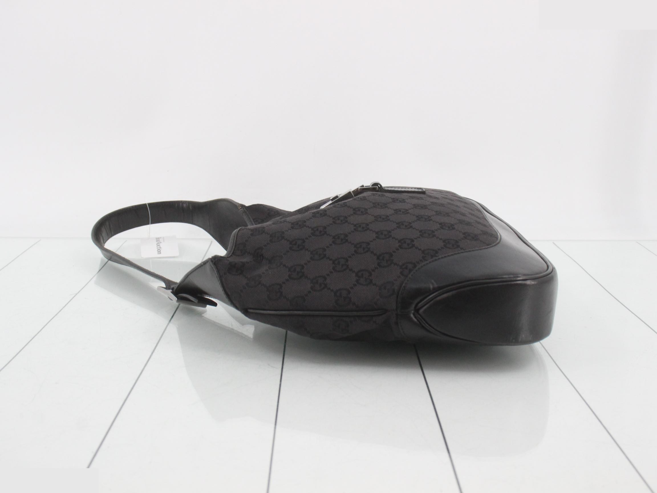 GG Canvas Jackie Shoulder Bag — view 4