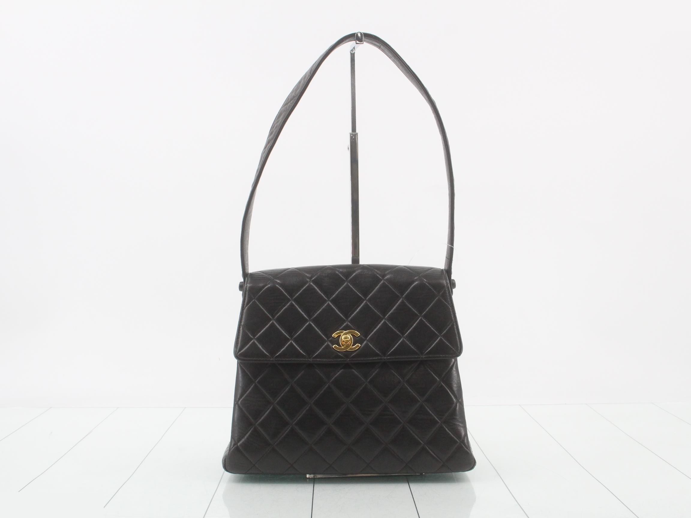 Lambskin Matelassé Black Shoulder Bag, Series 5