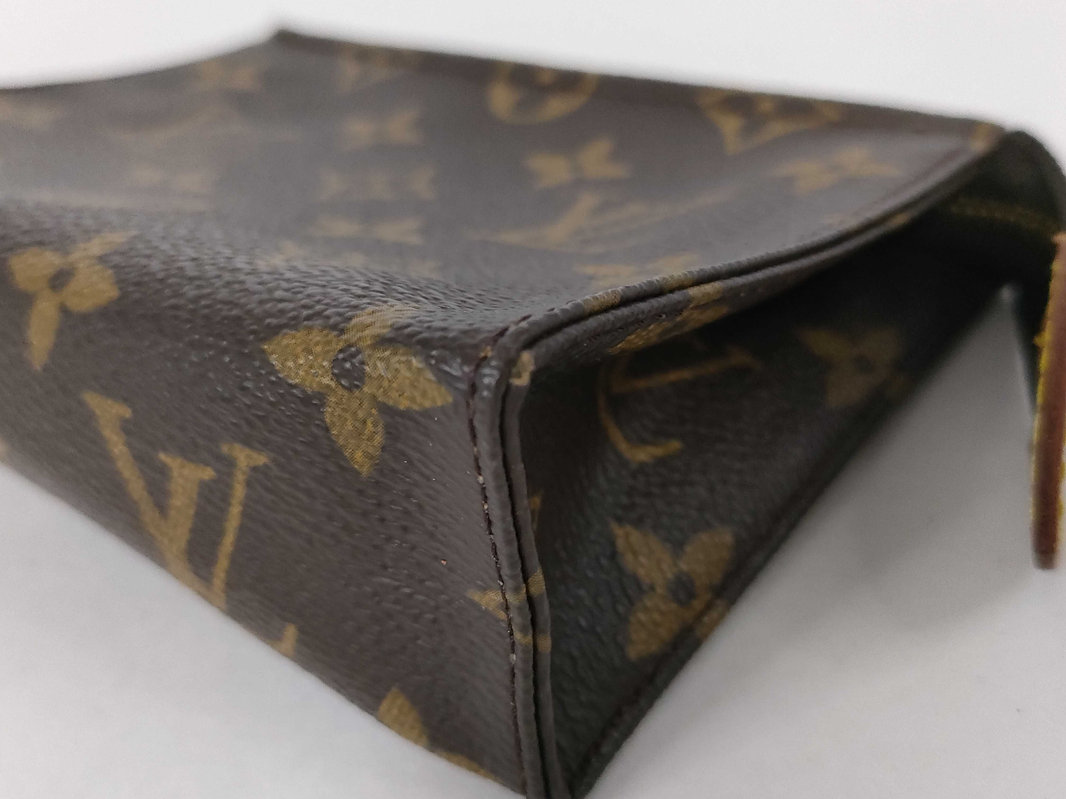 Monogram Pouch, Model Number M47542, Serial Number Unknown, Slight Discoloration/Corner Scuffs. — view 3