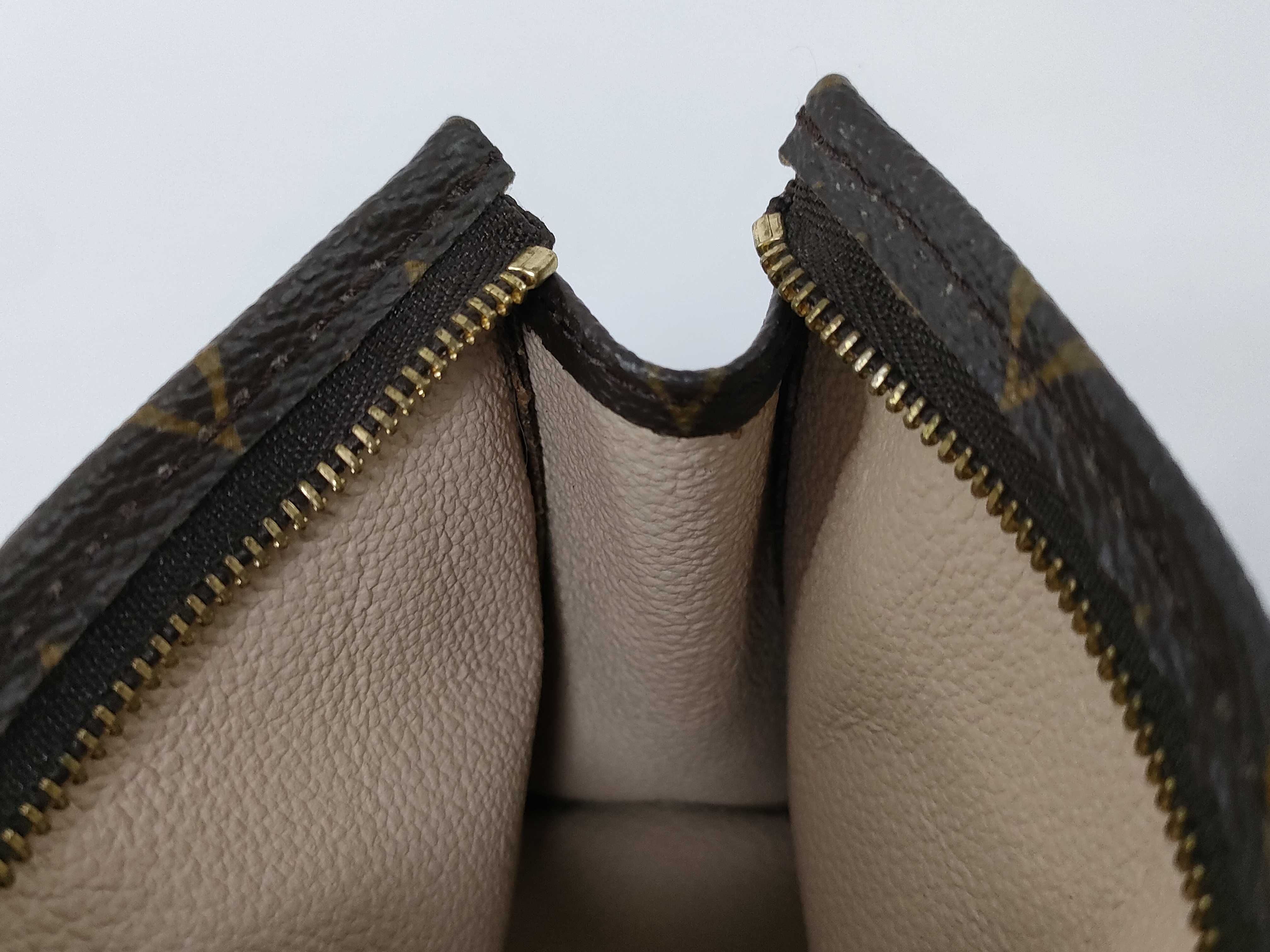 Monogram Pouch, Model Number M47542, Serial Number Unknown, Slight Discoloration/Corner Scuffs. — view 7