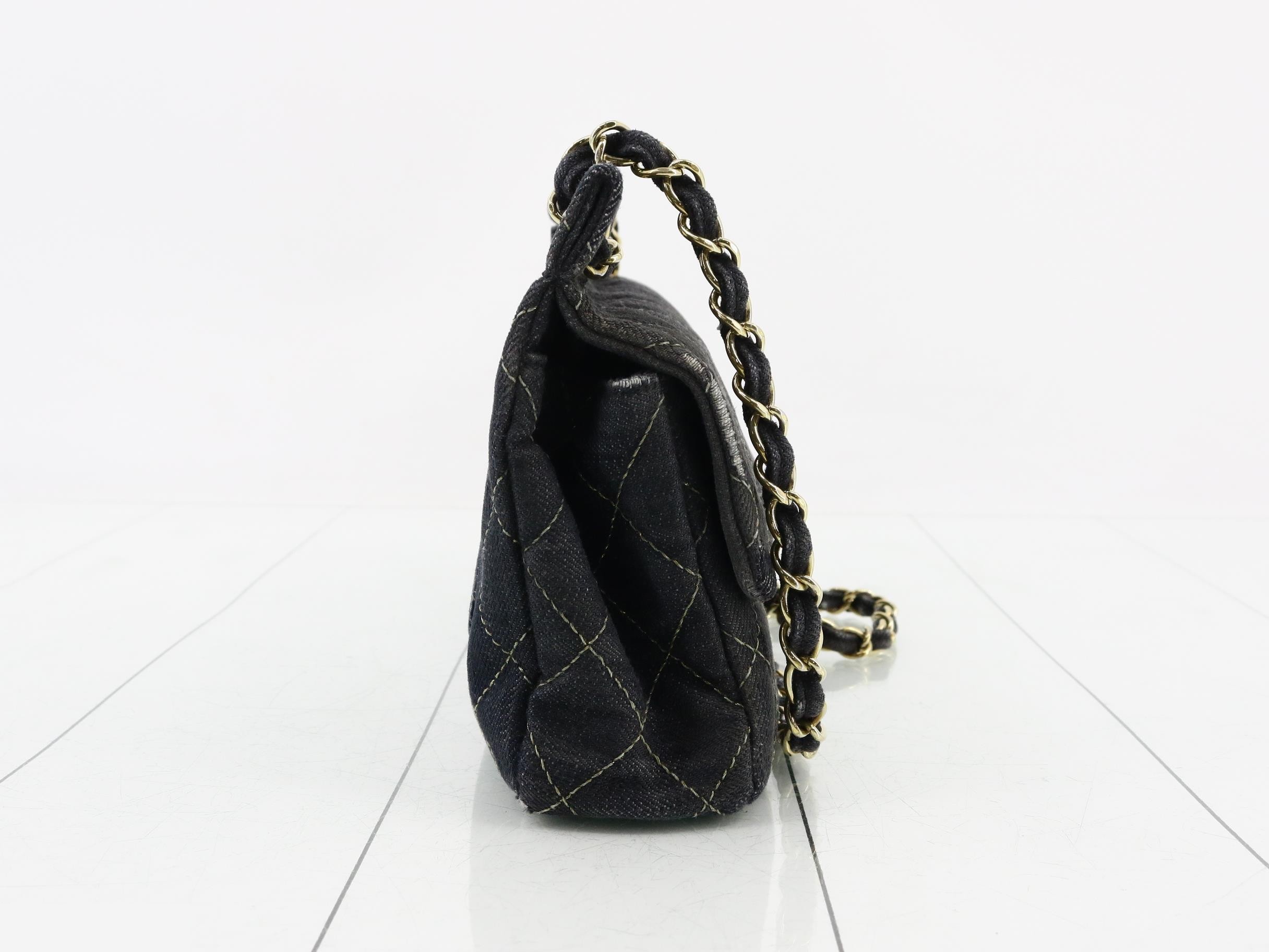 Matelassé denim chain shoulder bag — view 4