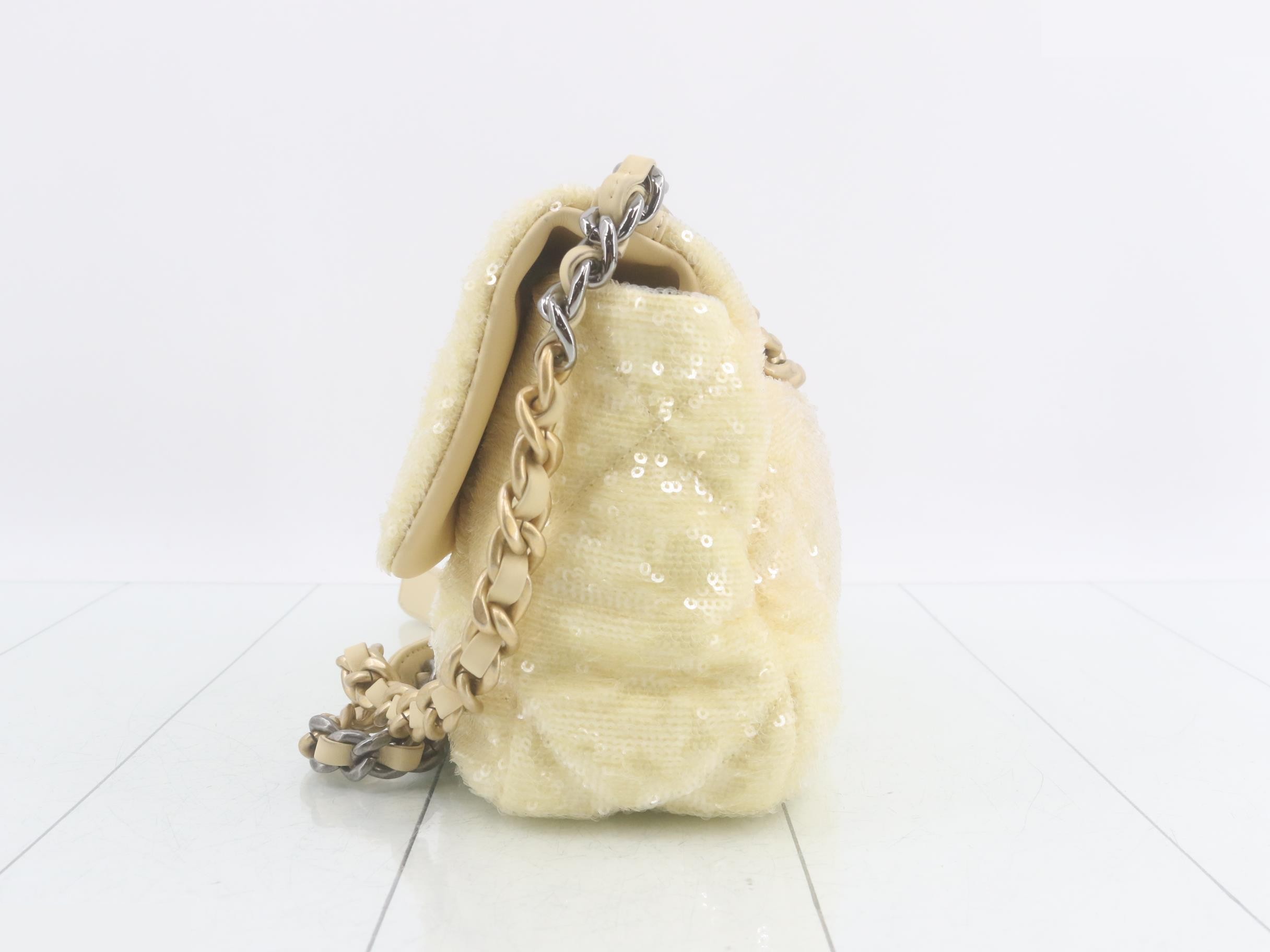 Shoulder bag — view 3