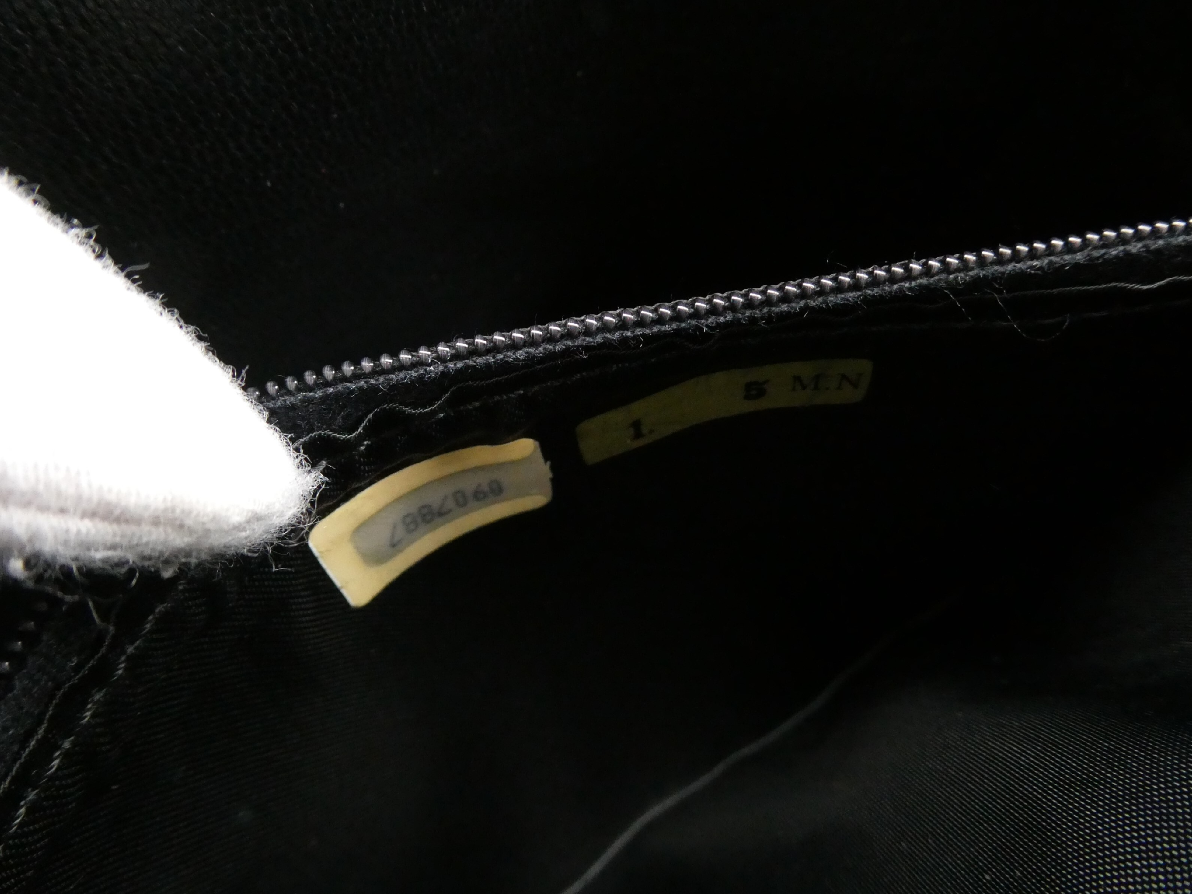 Matelassé Enamel Coco Mark Fringe Chain Shoulder Bag — view 9