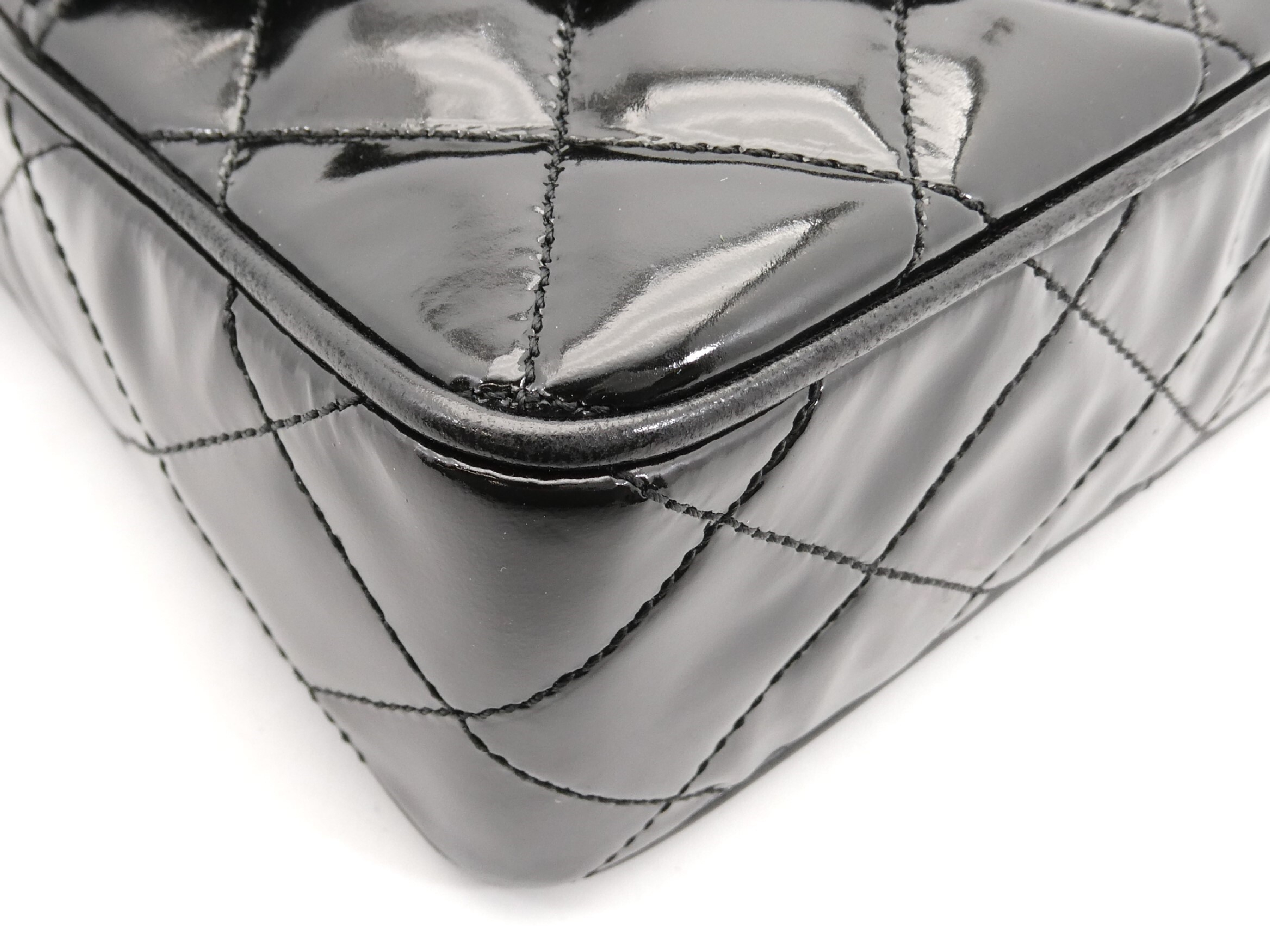 Matelassé Enamel Coco Mark Fringe Chain Shoulder Bag — view 10