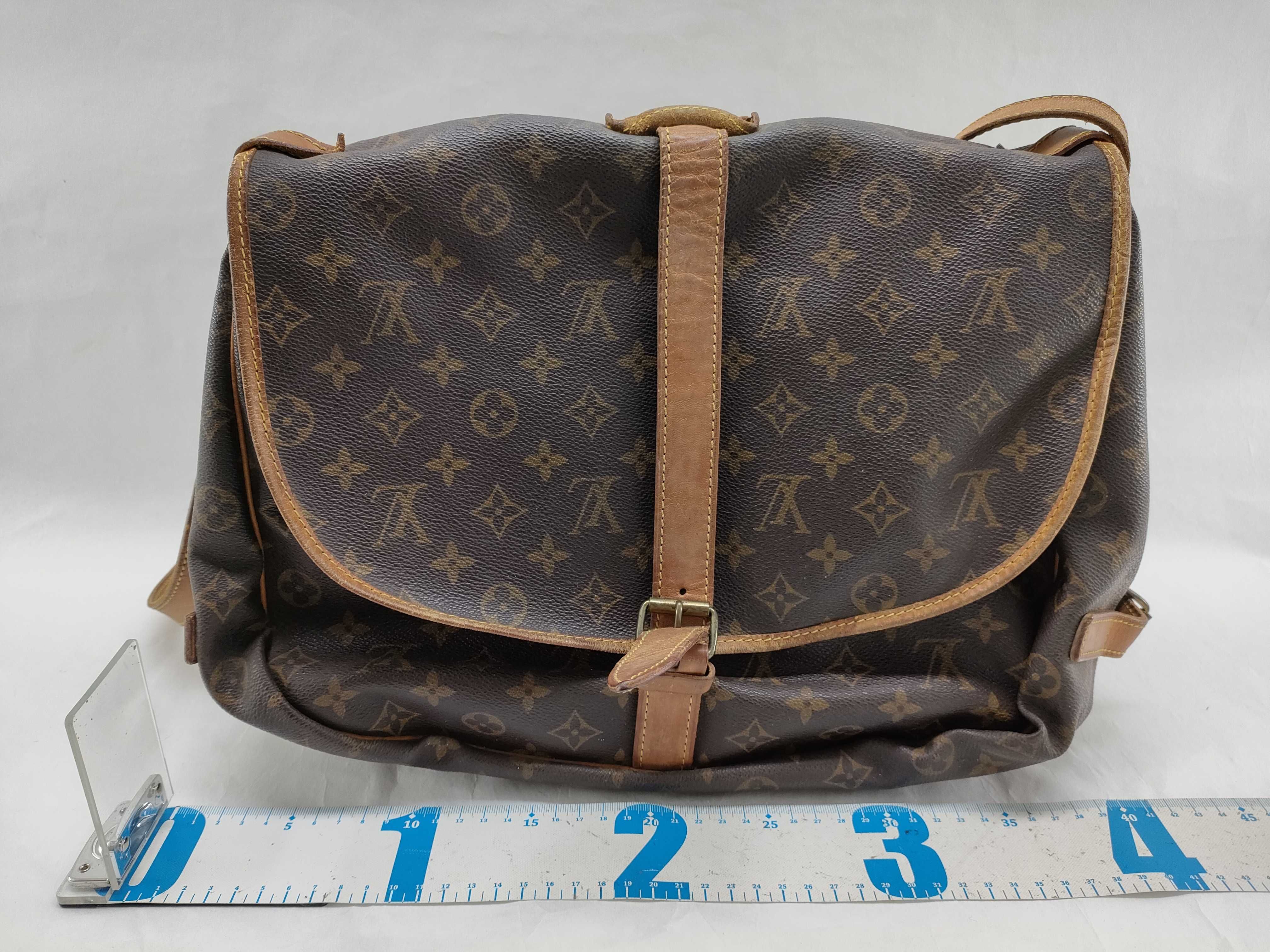 Monogram M42254 Monogram Saumur 35 Shoulder Bag — view 2