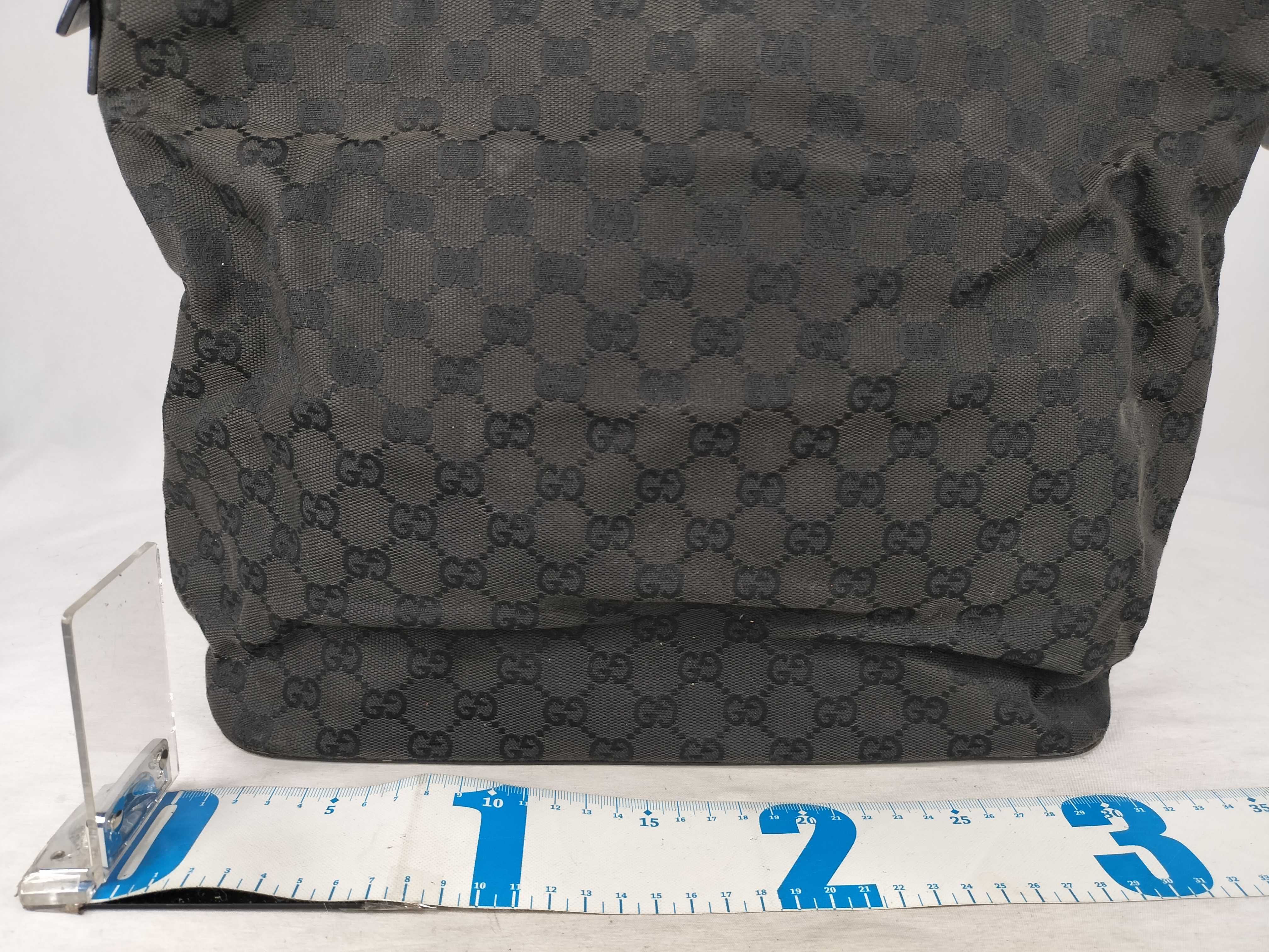 GG Canvas Gucci Supreme Canvas Handbag Shoulder Bag — view 2