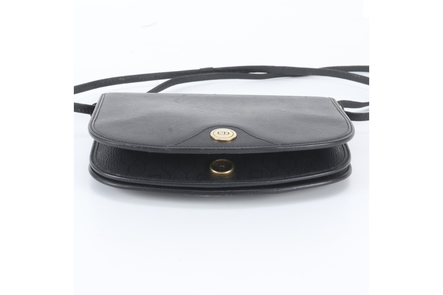 Leather 2-Way Shoulder Bag (Crossbody) — view 7