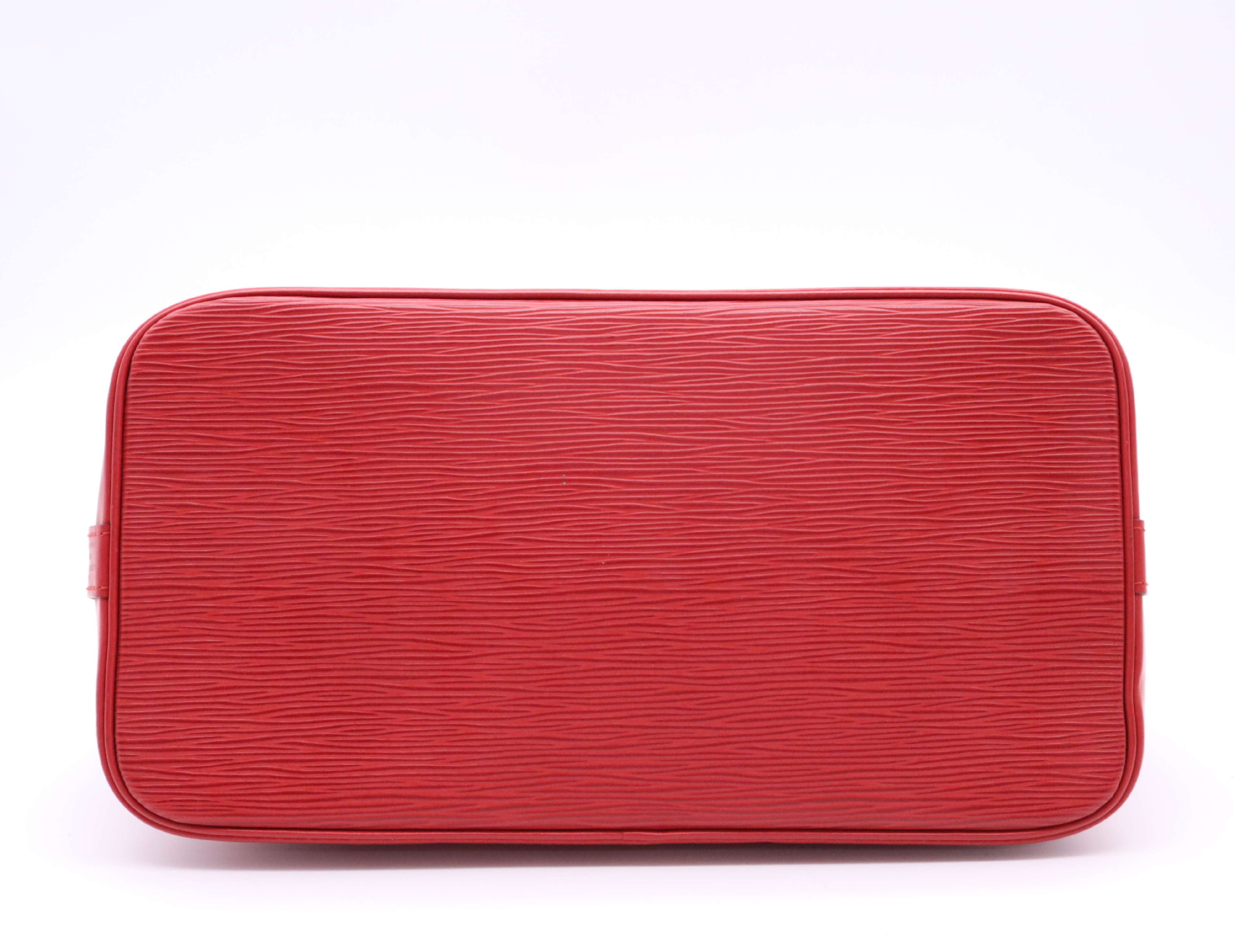 M52147 Epi Arma Castilian Red Handbag — view 4
