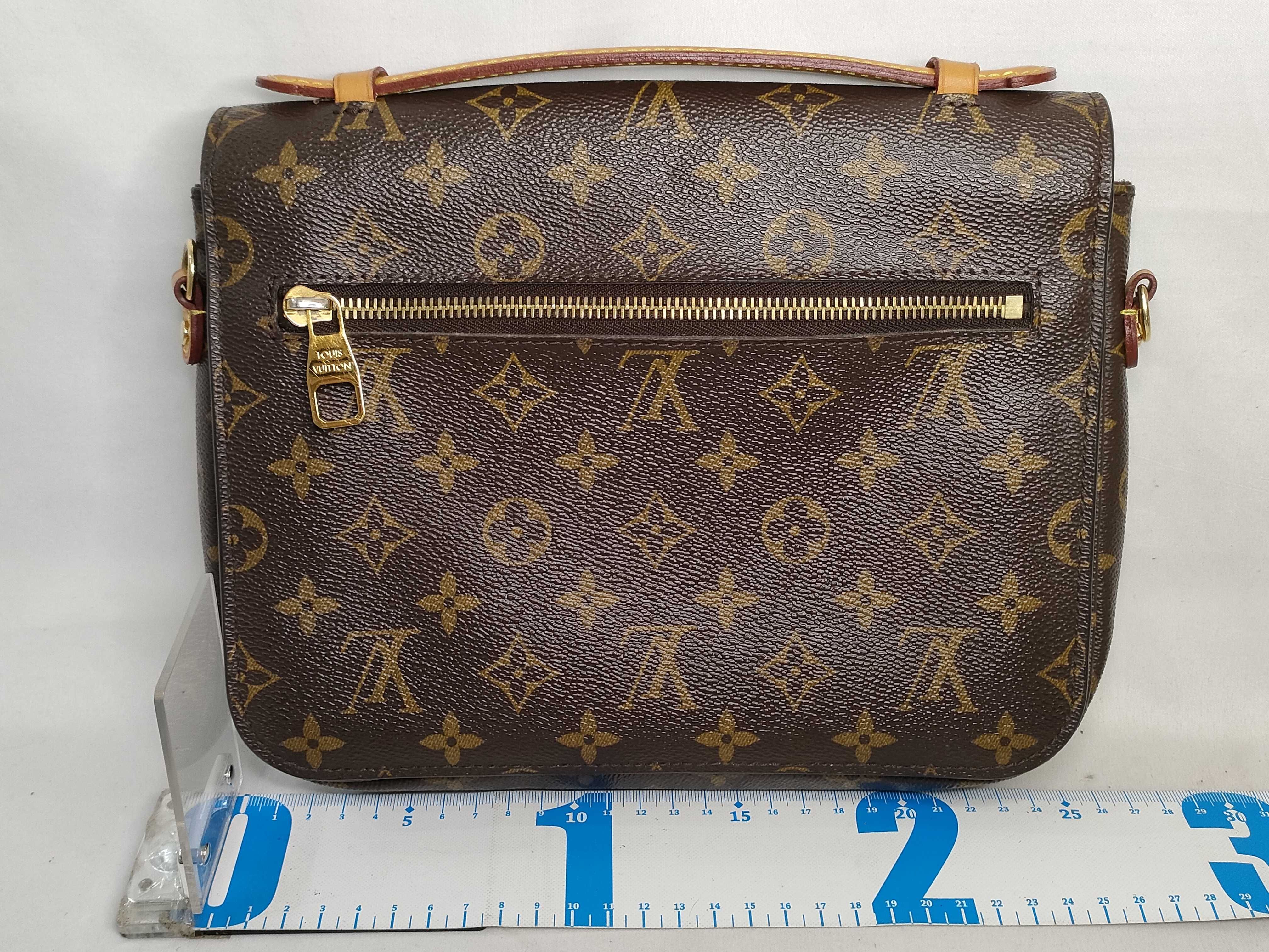 Monogram Louis Vuitton Monogram Pochette Metis 2-Way Bag Handbag — view 2