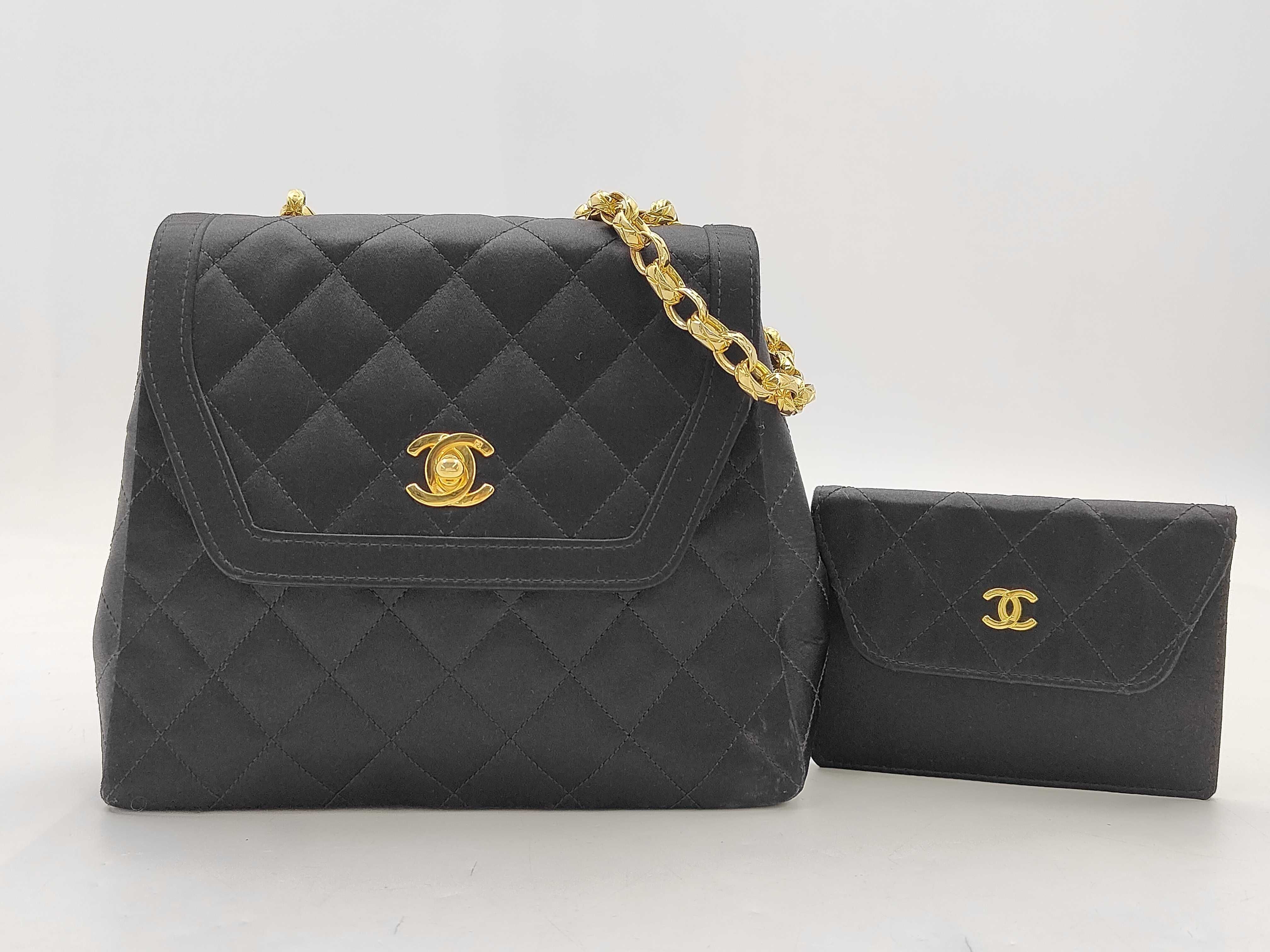 Matelassé Turnlock Chain Shoulder Bag