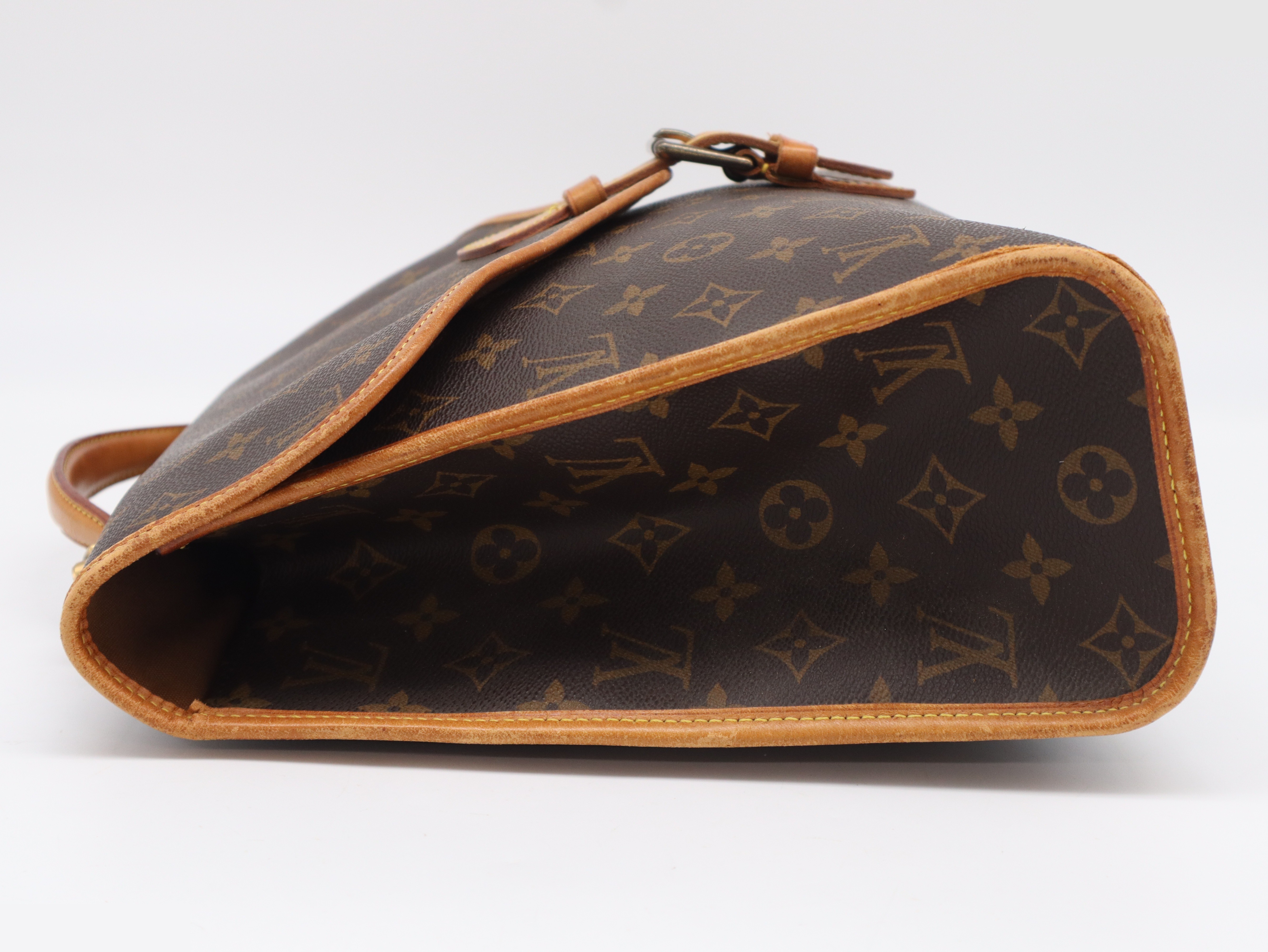 Beverly with shoulder strap — view 3
