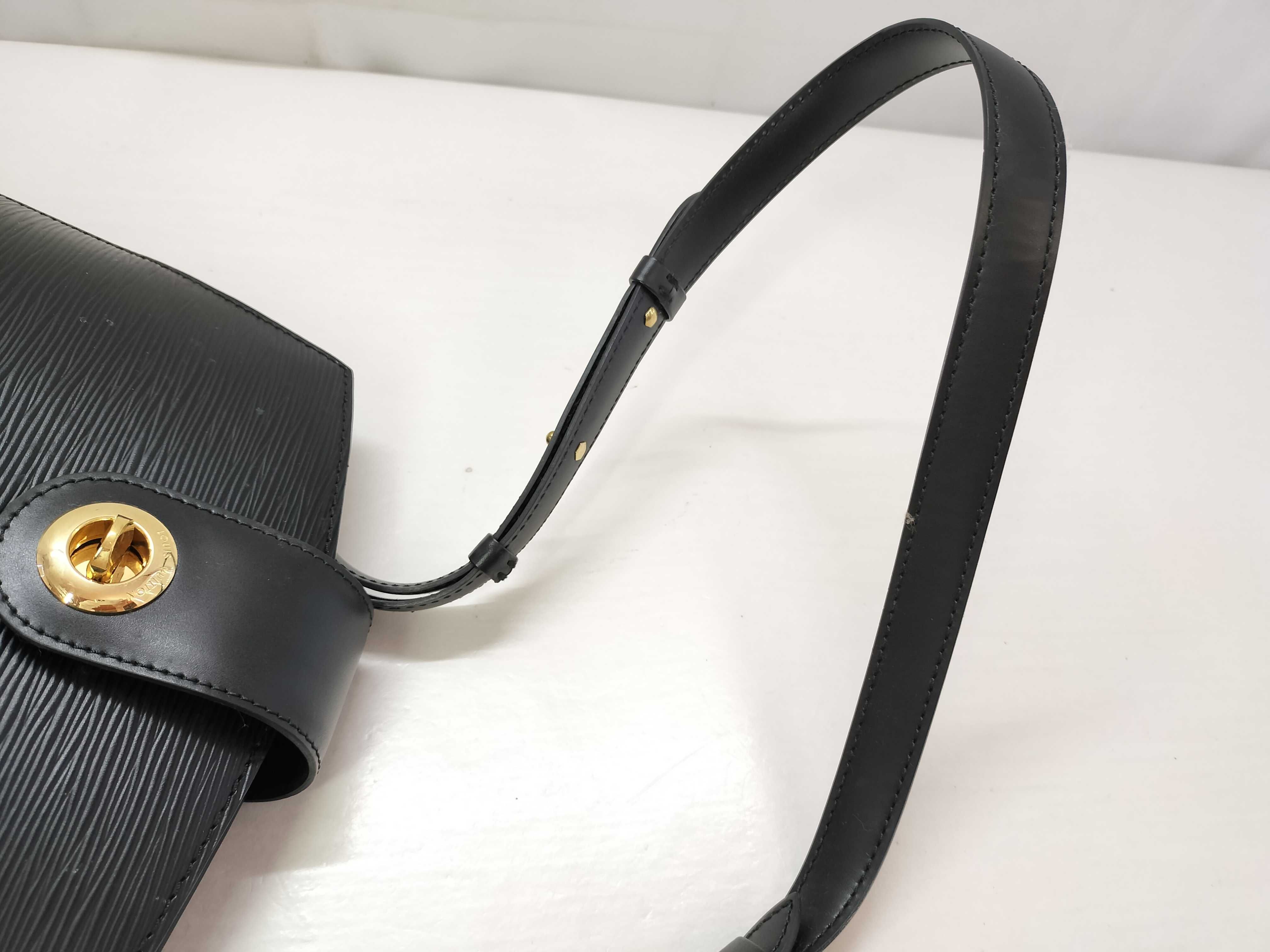 Epi Cluny M52252 Shoulder Bag — view 3
