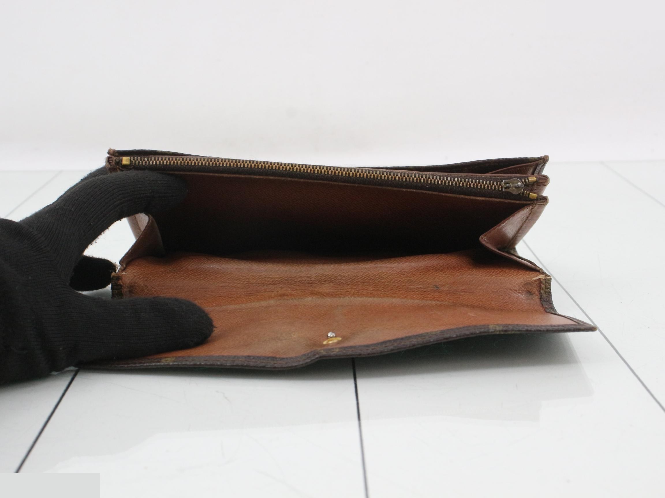Monogram Bi-fold Long Wallet Zippy Bi-fold Wallet — view 4