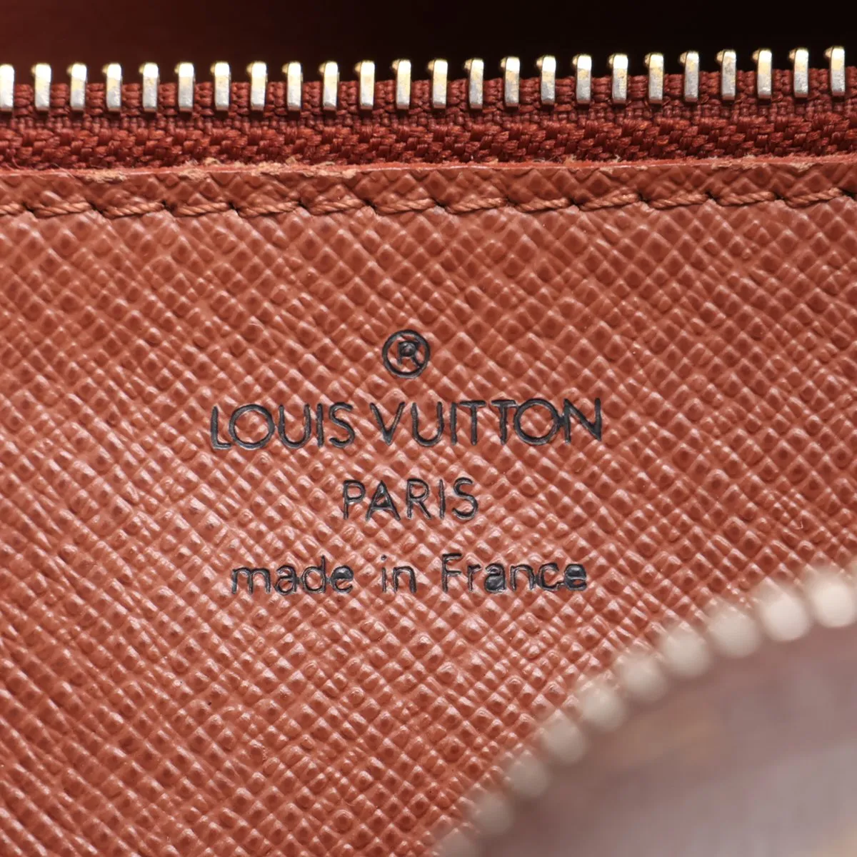 Monogram Trocadero 27 M51274 MB2028 Brown — view 9