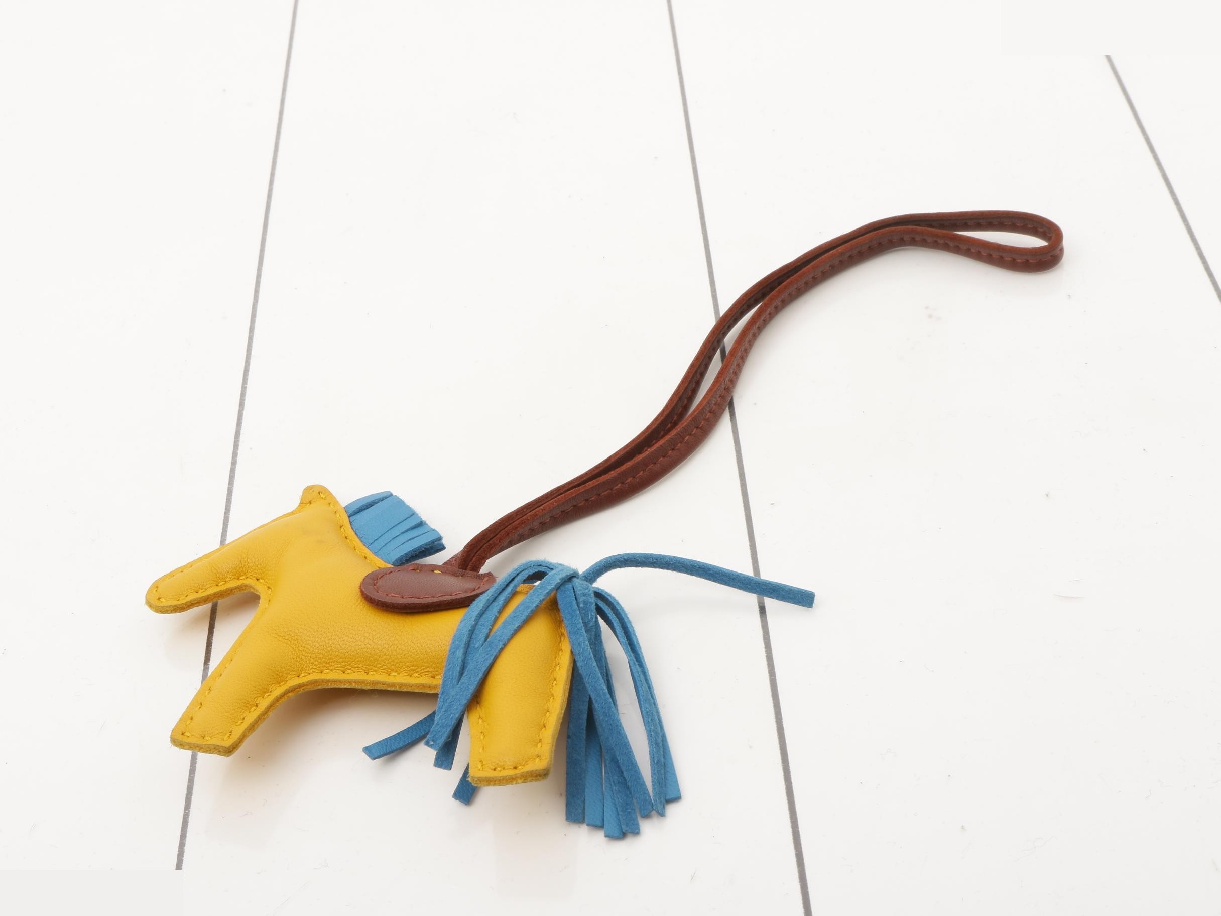 Rodeo Charm — view 2