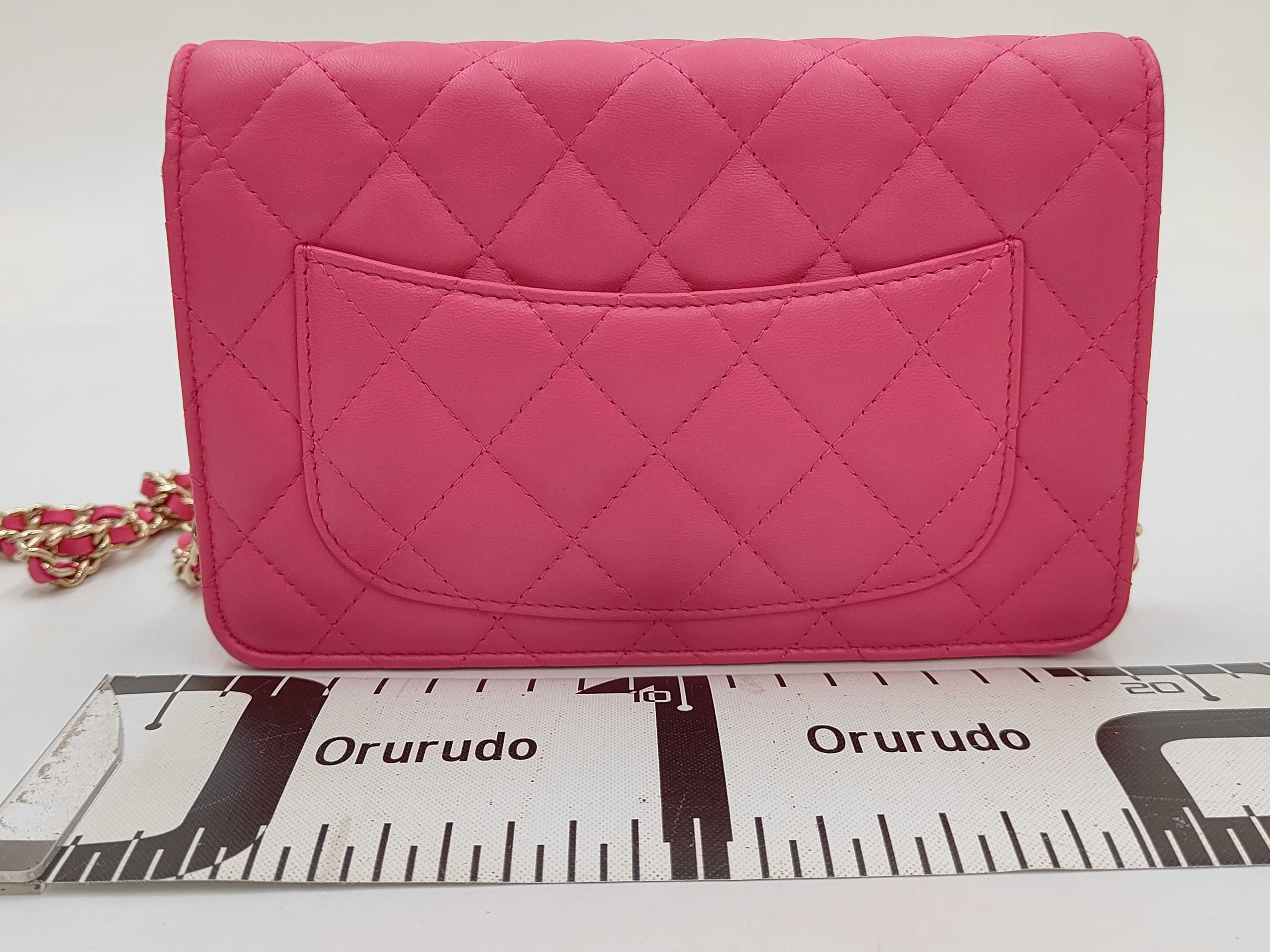 Lambskin Matelassé Chain Wallet, Pink, Gold Hardware, Serial Number 21 Series — view 2